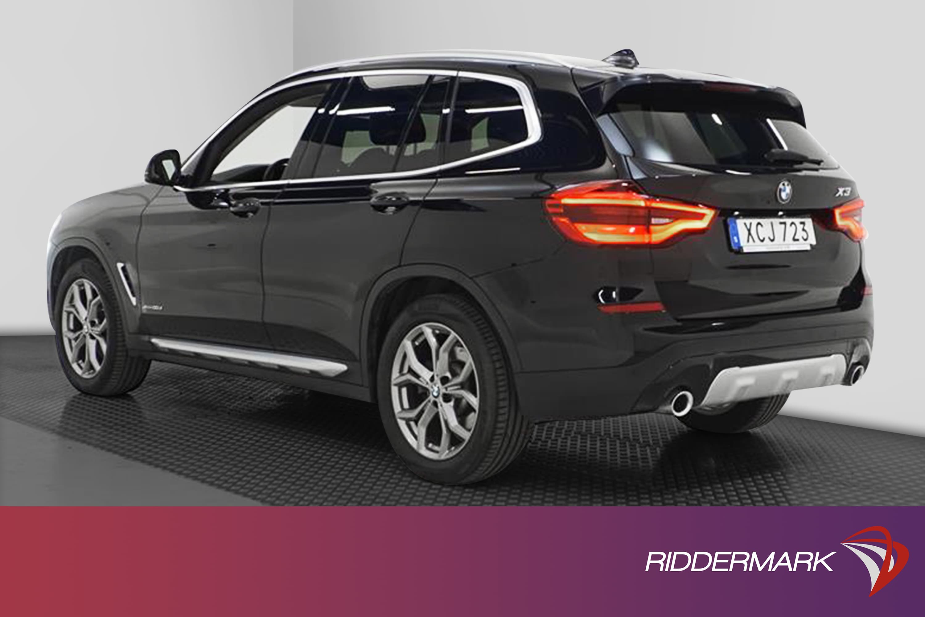 BMW X3 xDrive20d 190hk X-Line Navi Halvskinn 0,48L/Milexteriör