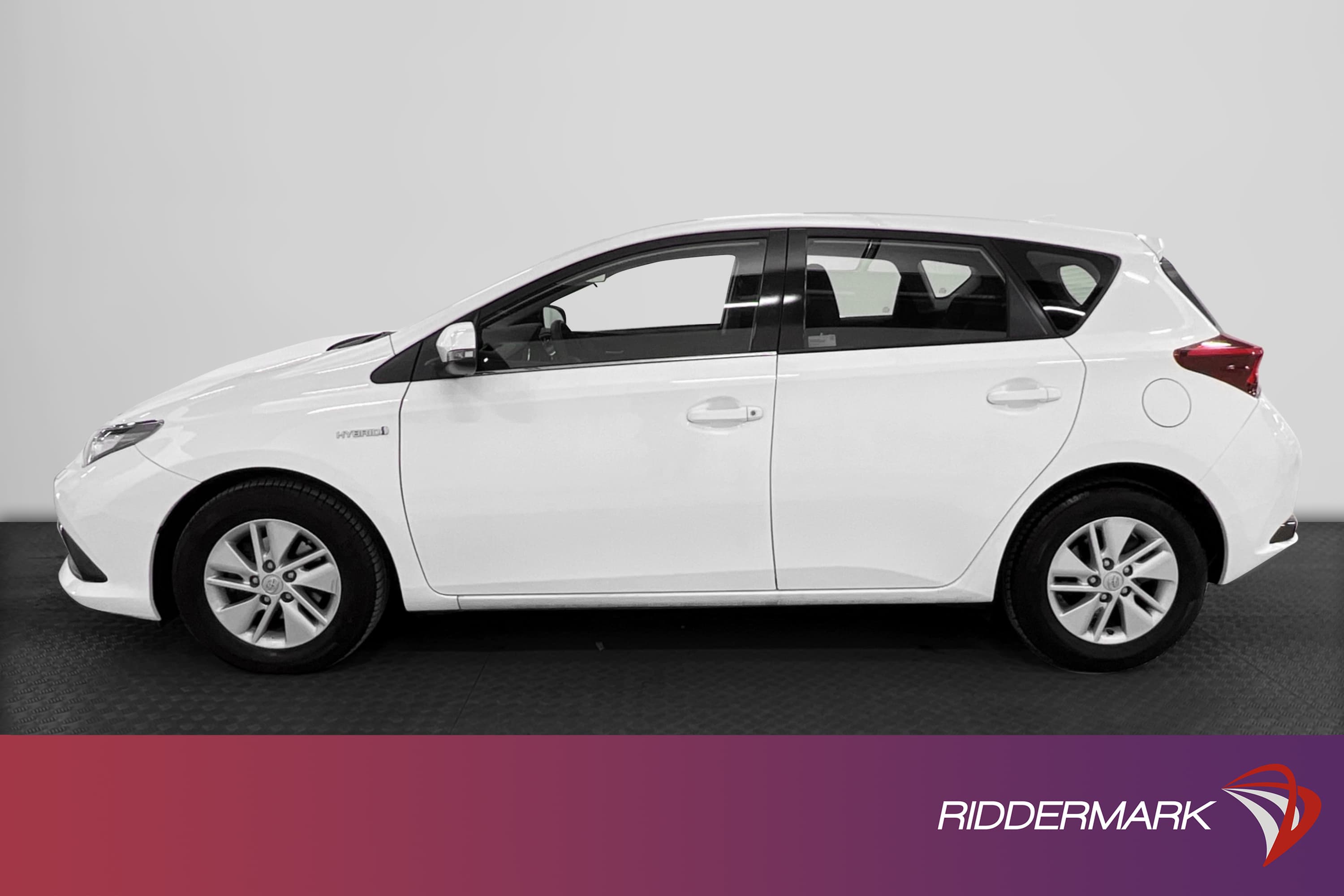 Toyota Auris 1.8 HSD 5dr 99hk