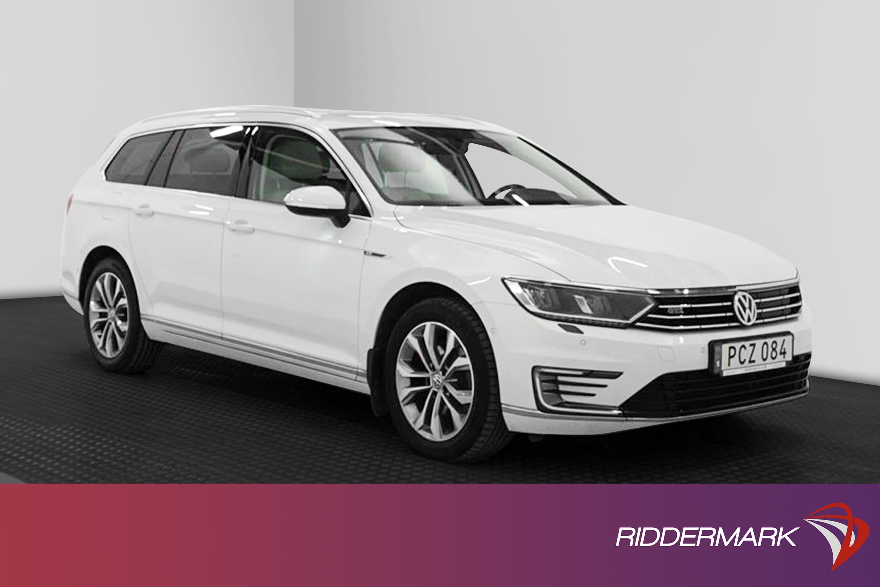 Volkswagen Passat GTE 218hk