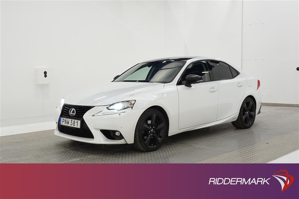 Lexus IS