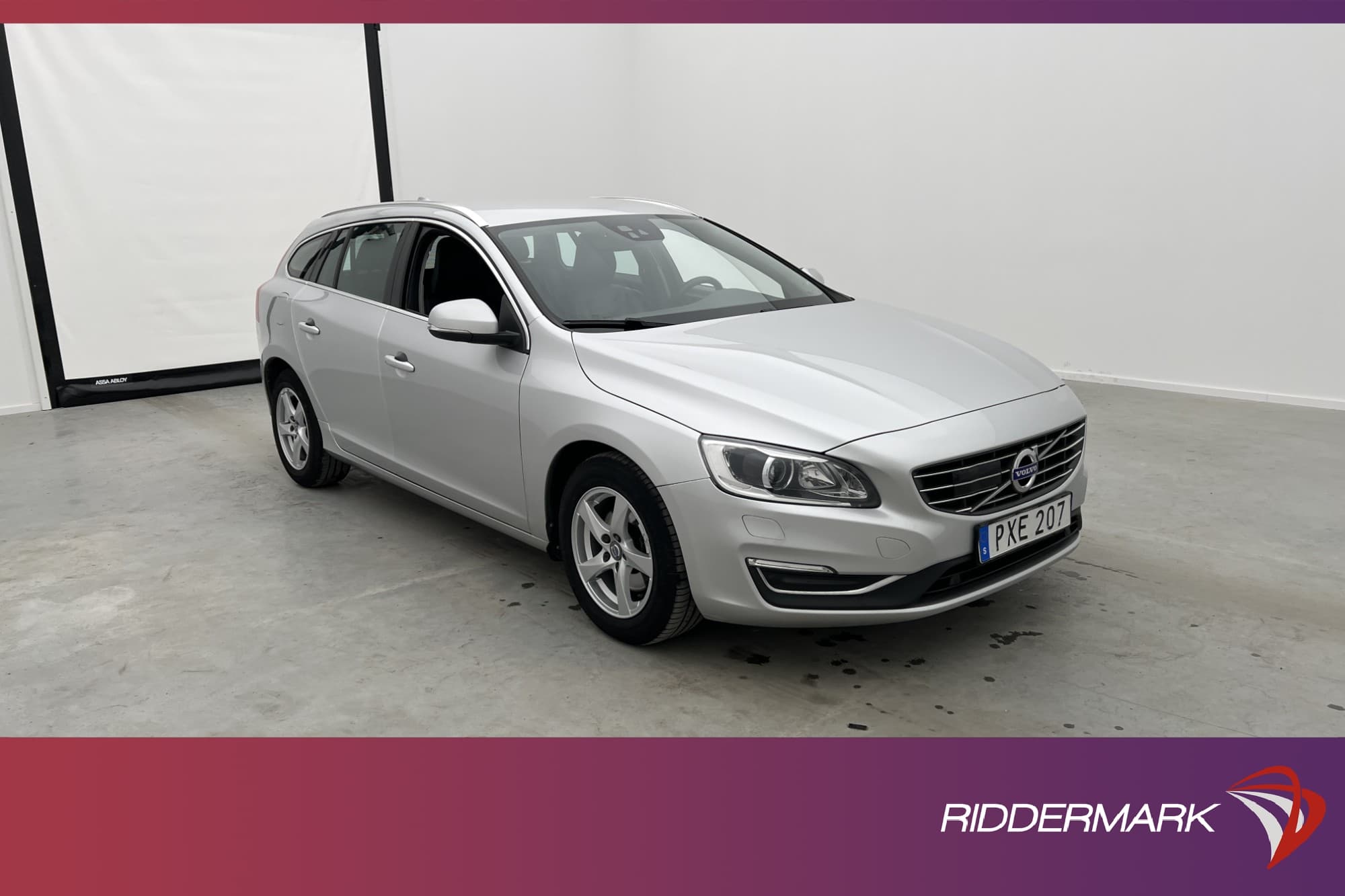 Volvo V60 D4