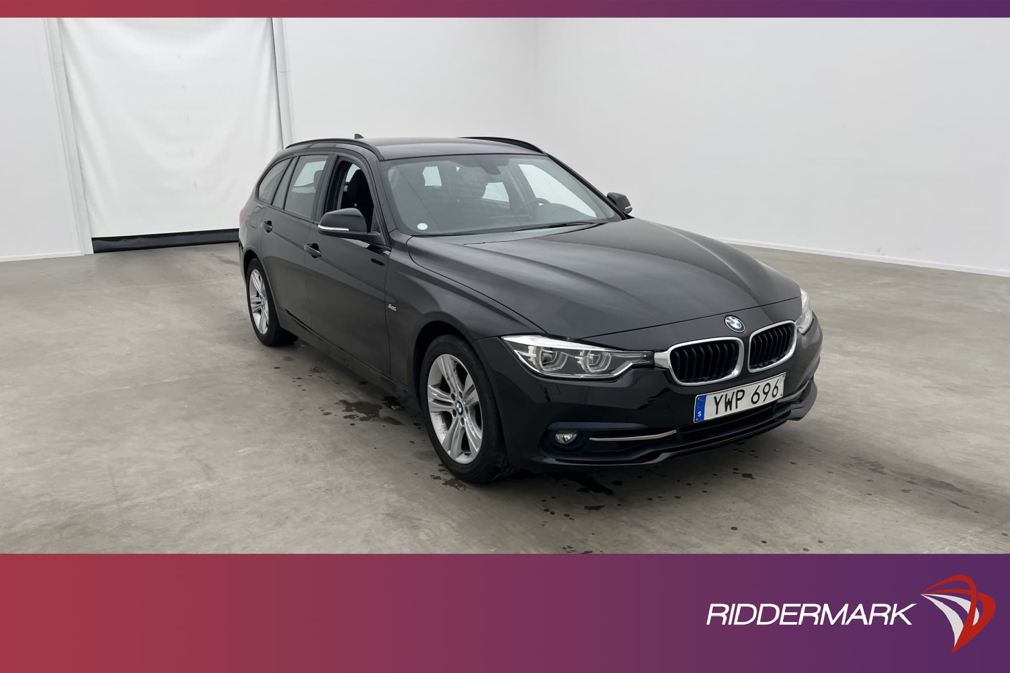 BMW 330i xDrive 252hk