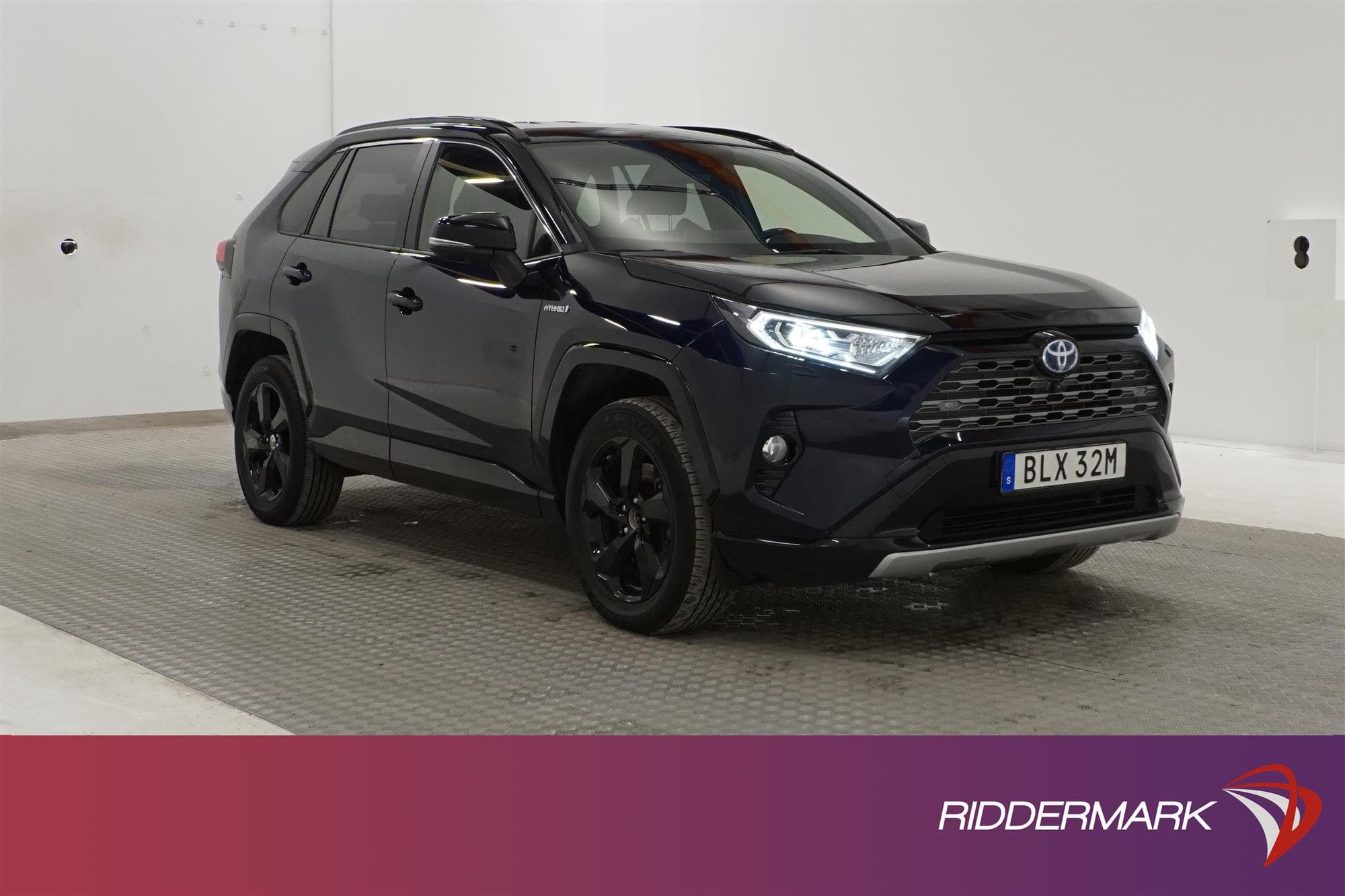 Toyota RAV4 Hybrid AWD 222hk Executive 1 Brukare JBL 360