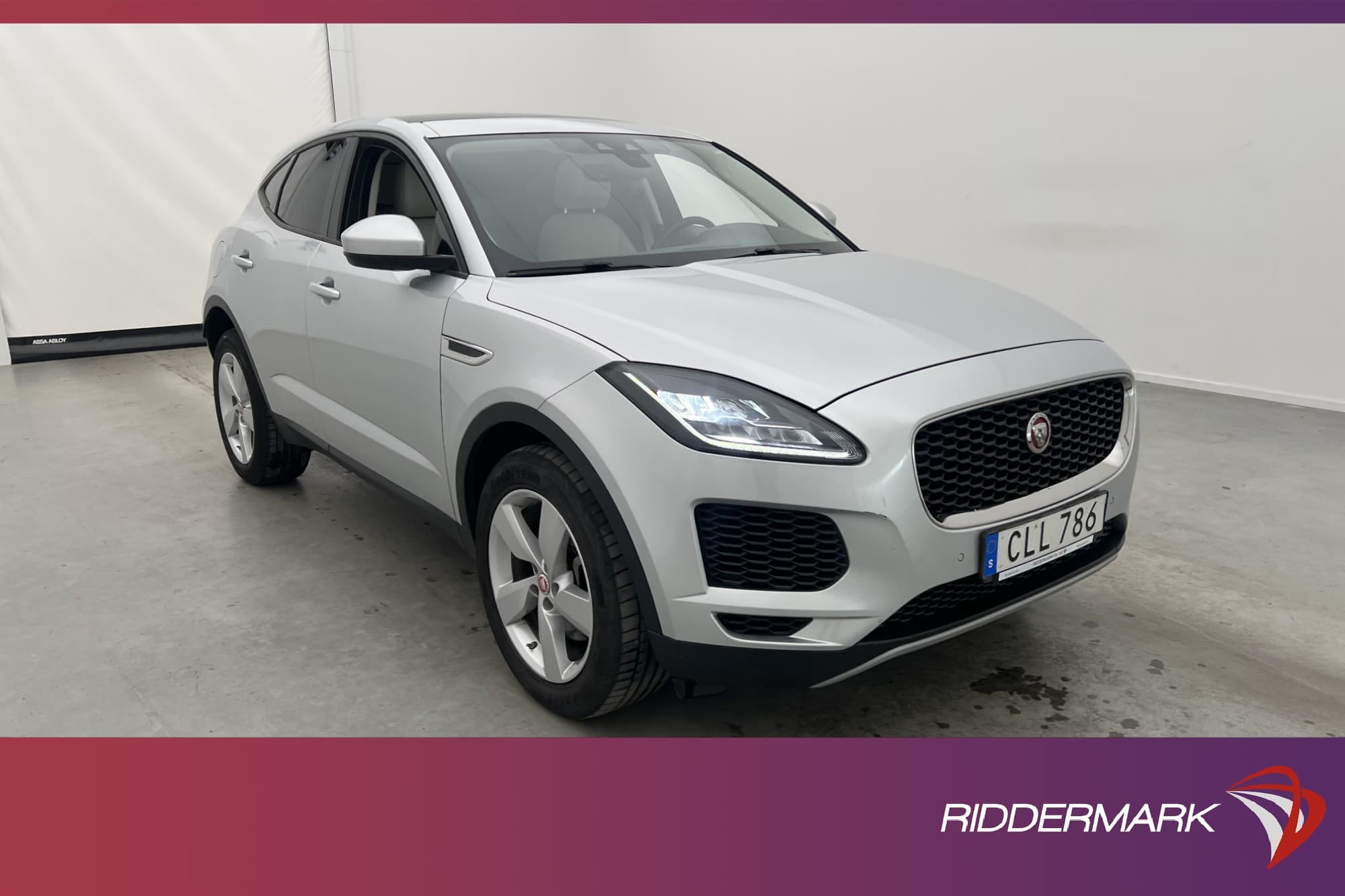 Jaguar E-Pace P200 AWD 200hk