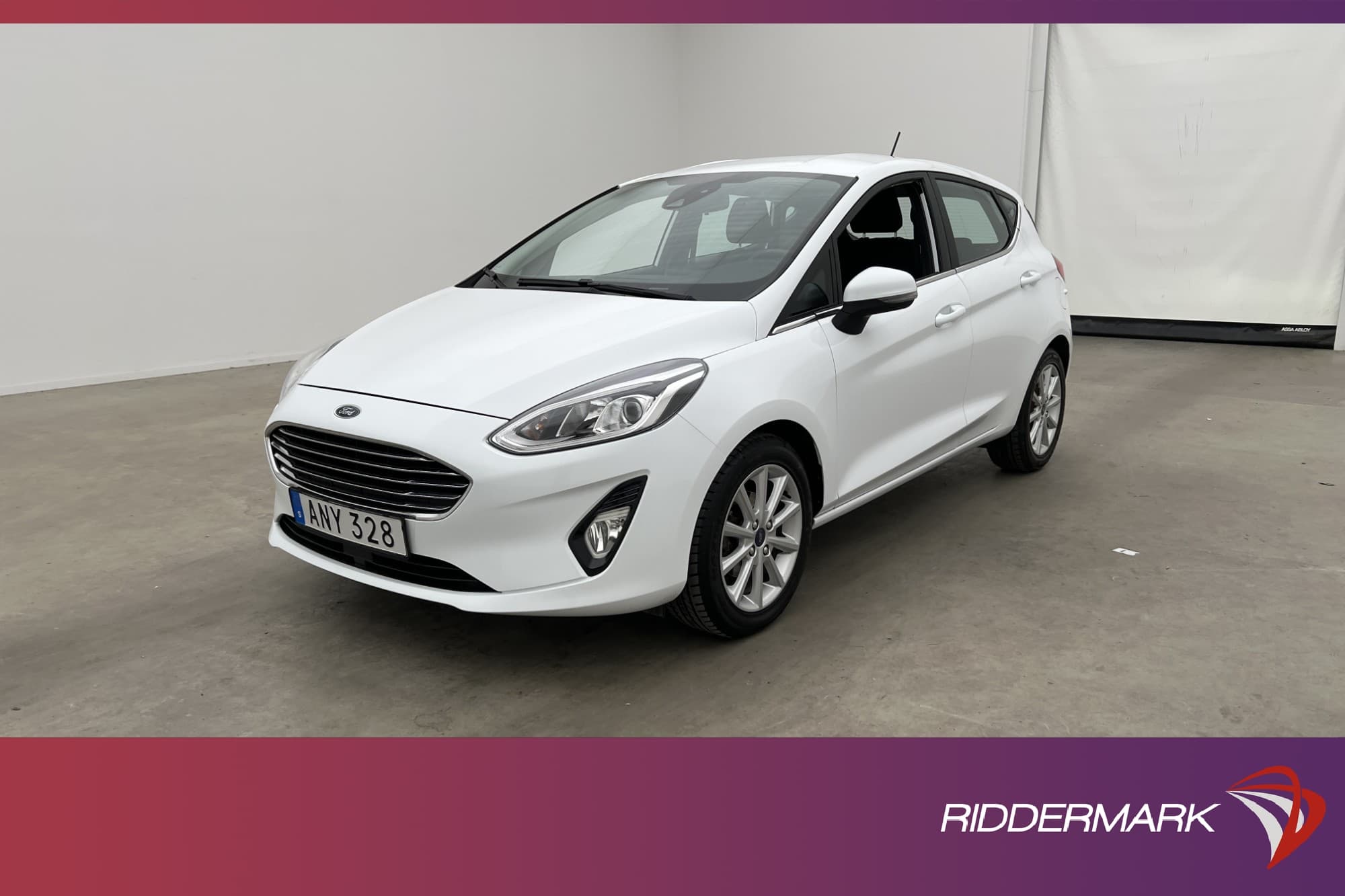 Ford Fiesta EcoBoost 100hk Titanium Adaptiv-fart Bluetooth 