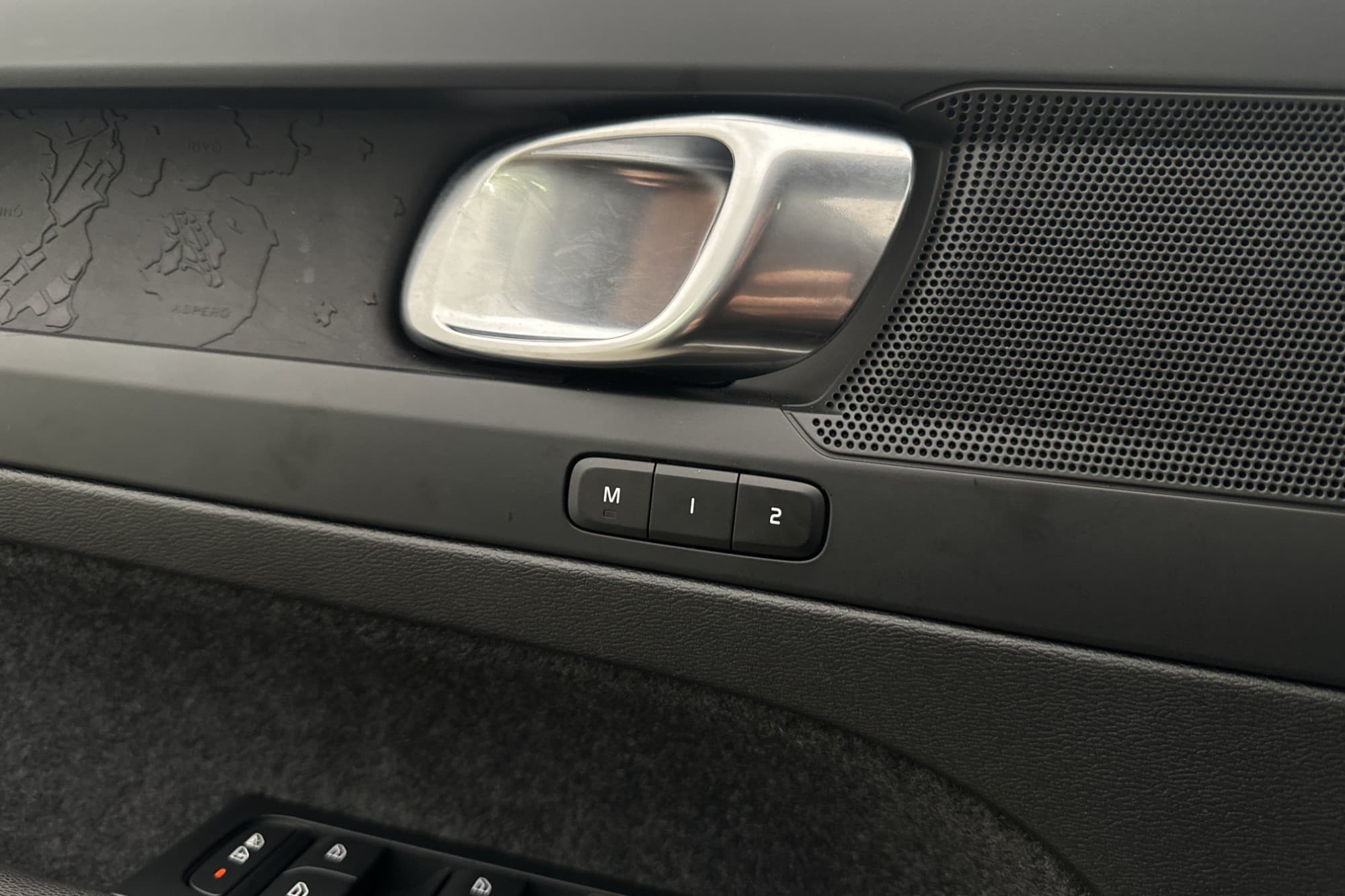 Volvo XC40 Recharge Twin motor AWD Plus Drag Värmare Kamera