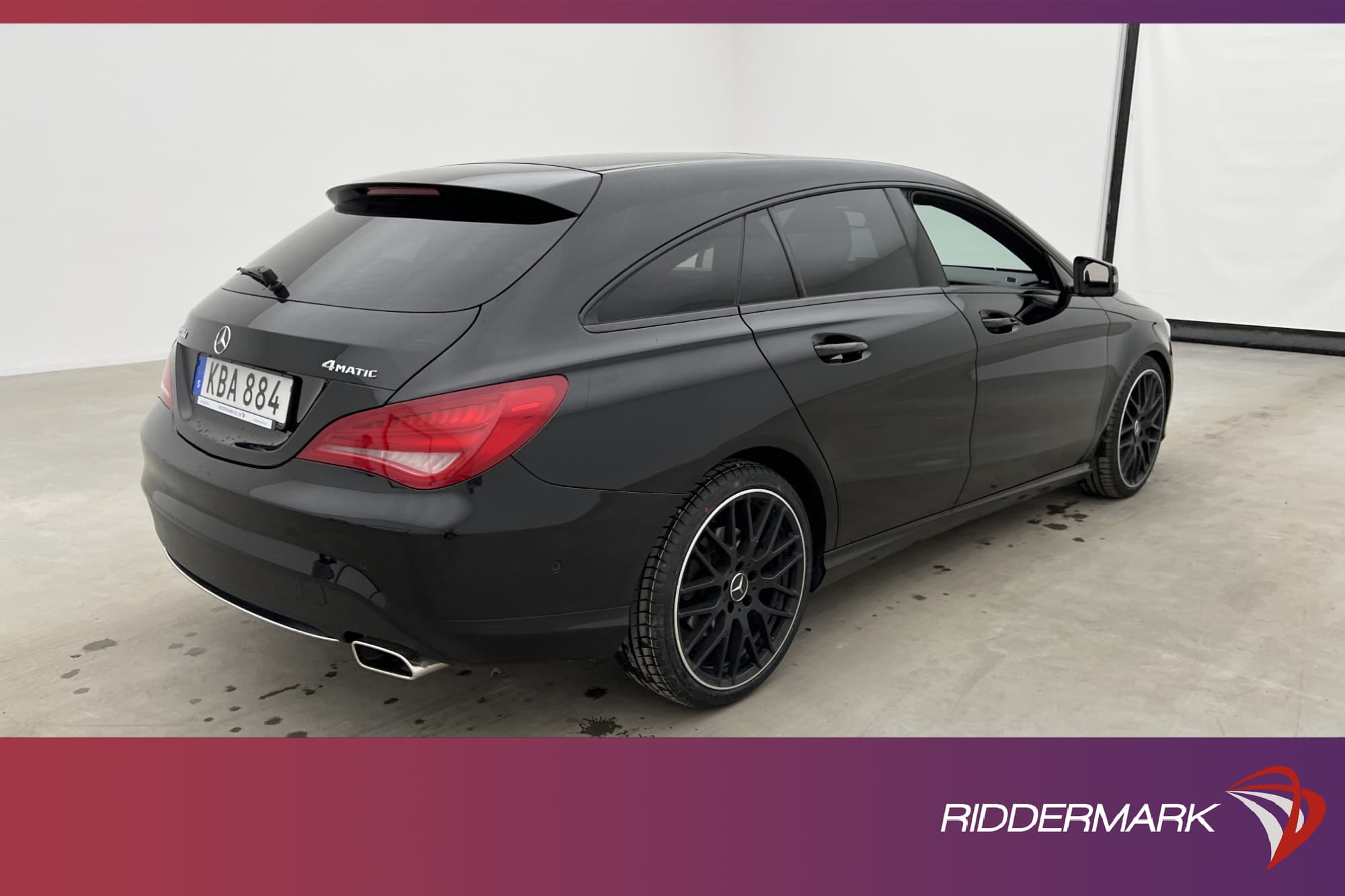 Mercedes-Benz 220d 4MATIC Shooting Brake