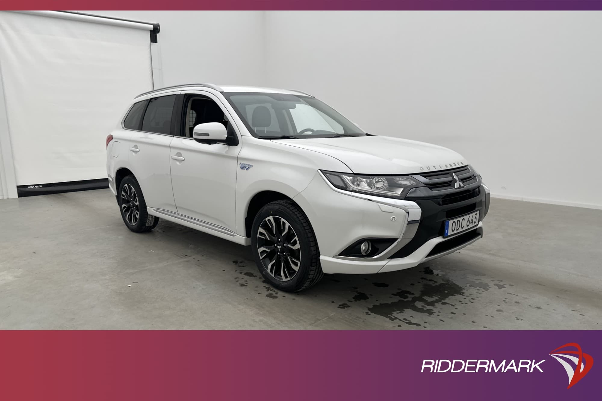 Mitsubishi Outlander PHEV 203hk
