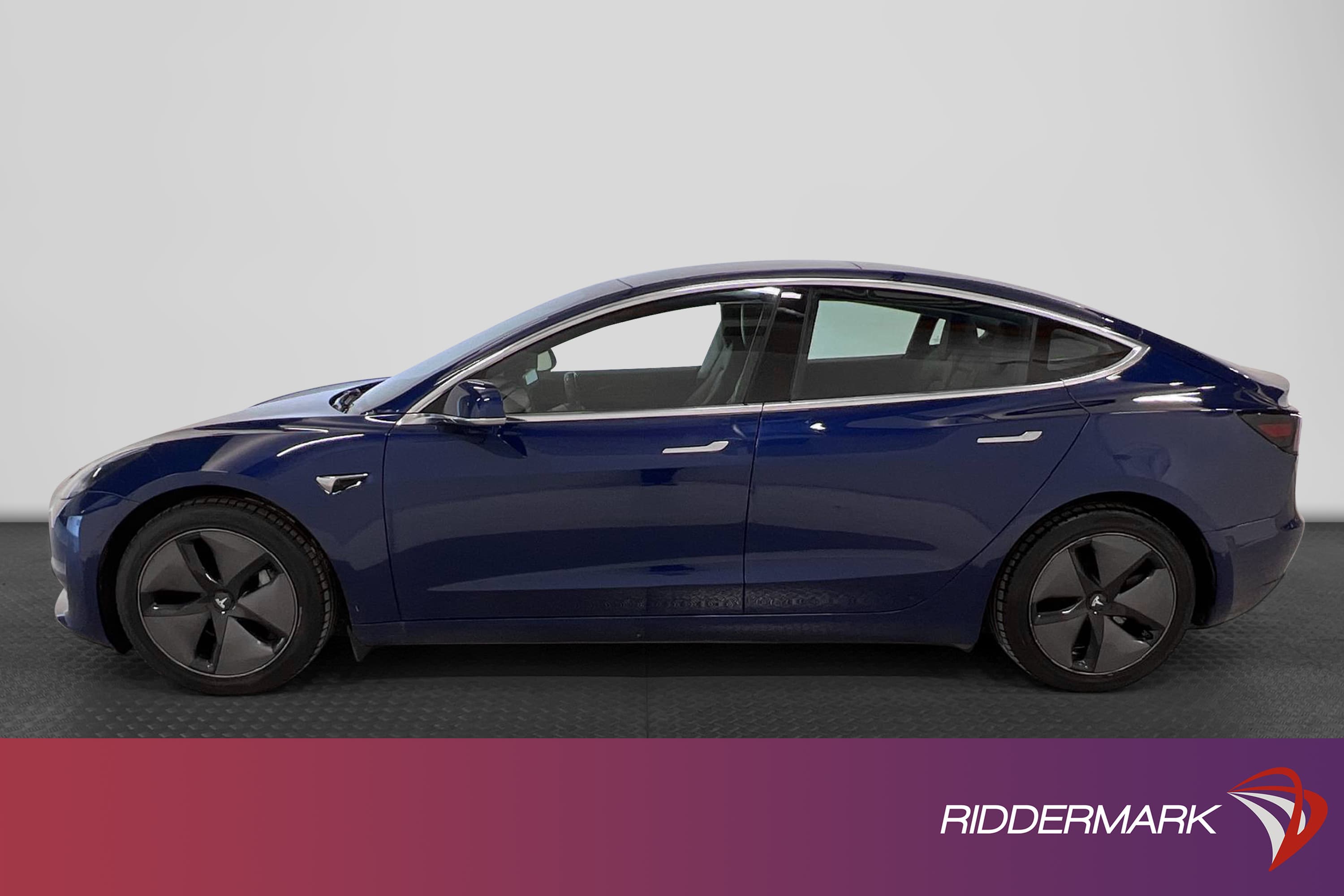 Tesla  Model 3 Long Range AWD 440hk En-brukare Drag 