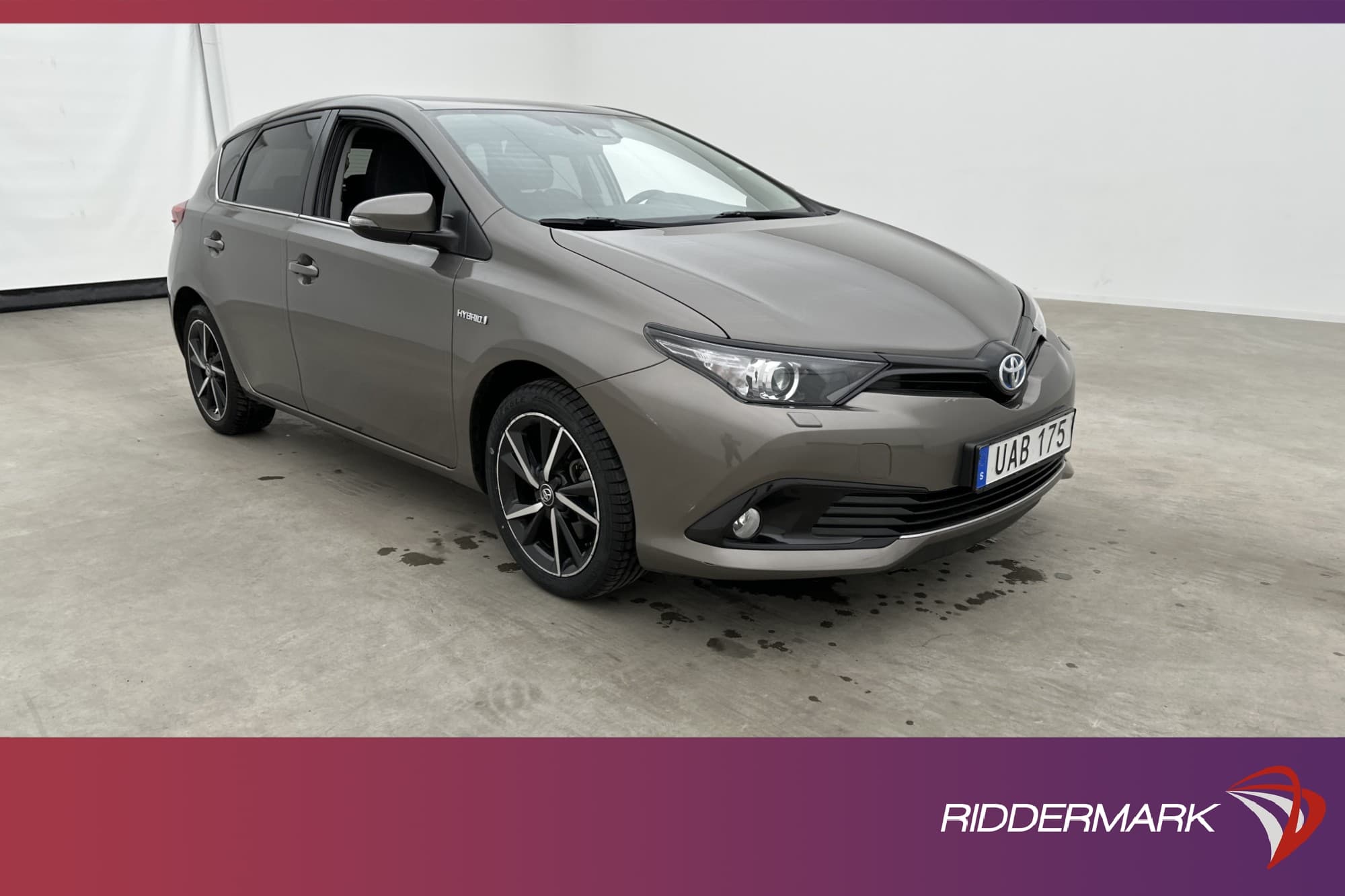 Toyota Auris Hybrid 136hk