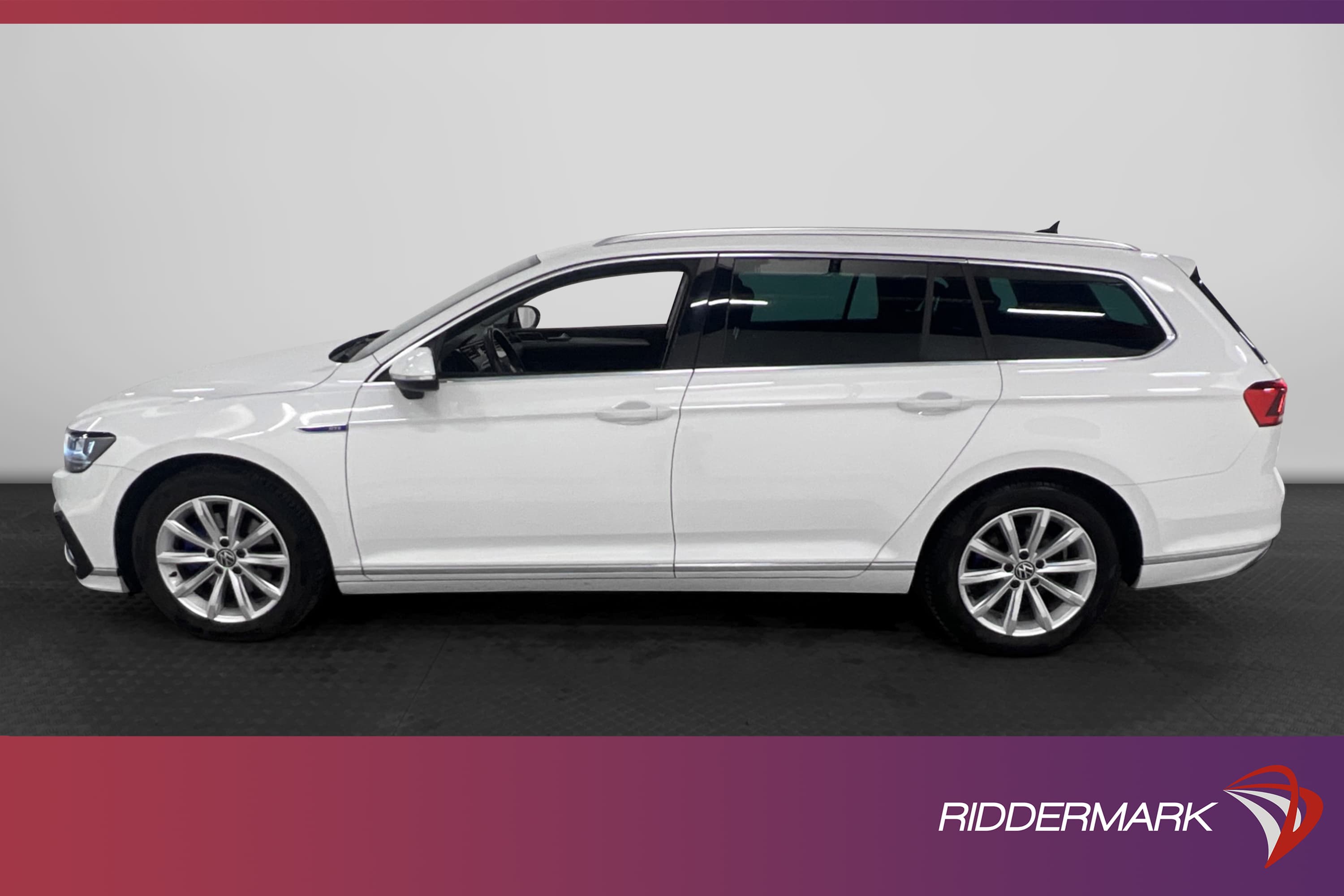 Volkswagen Passat GTE 218hk