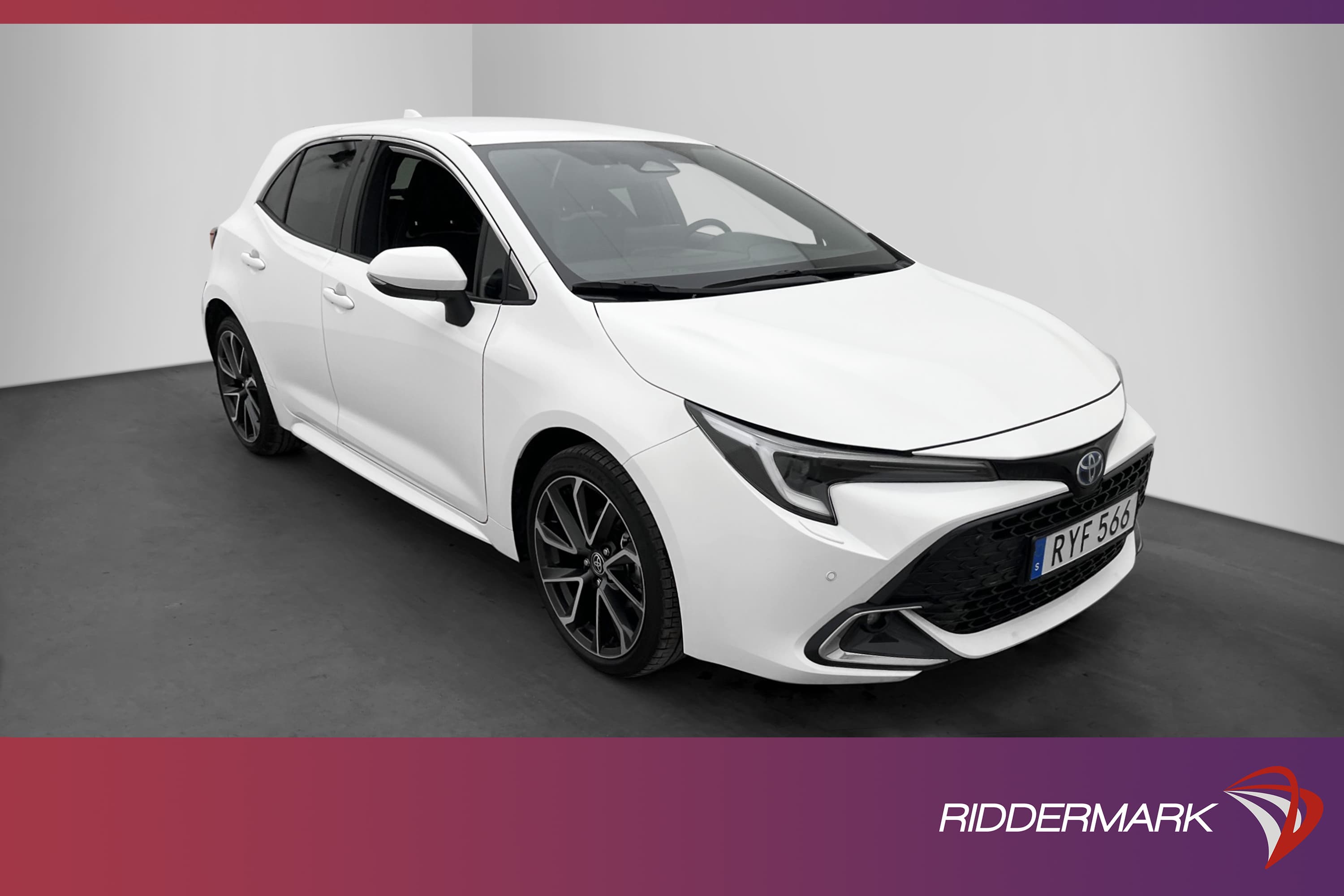 Toyota Corolla Hybrid 140hk