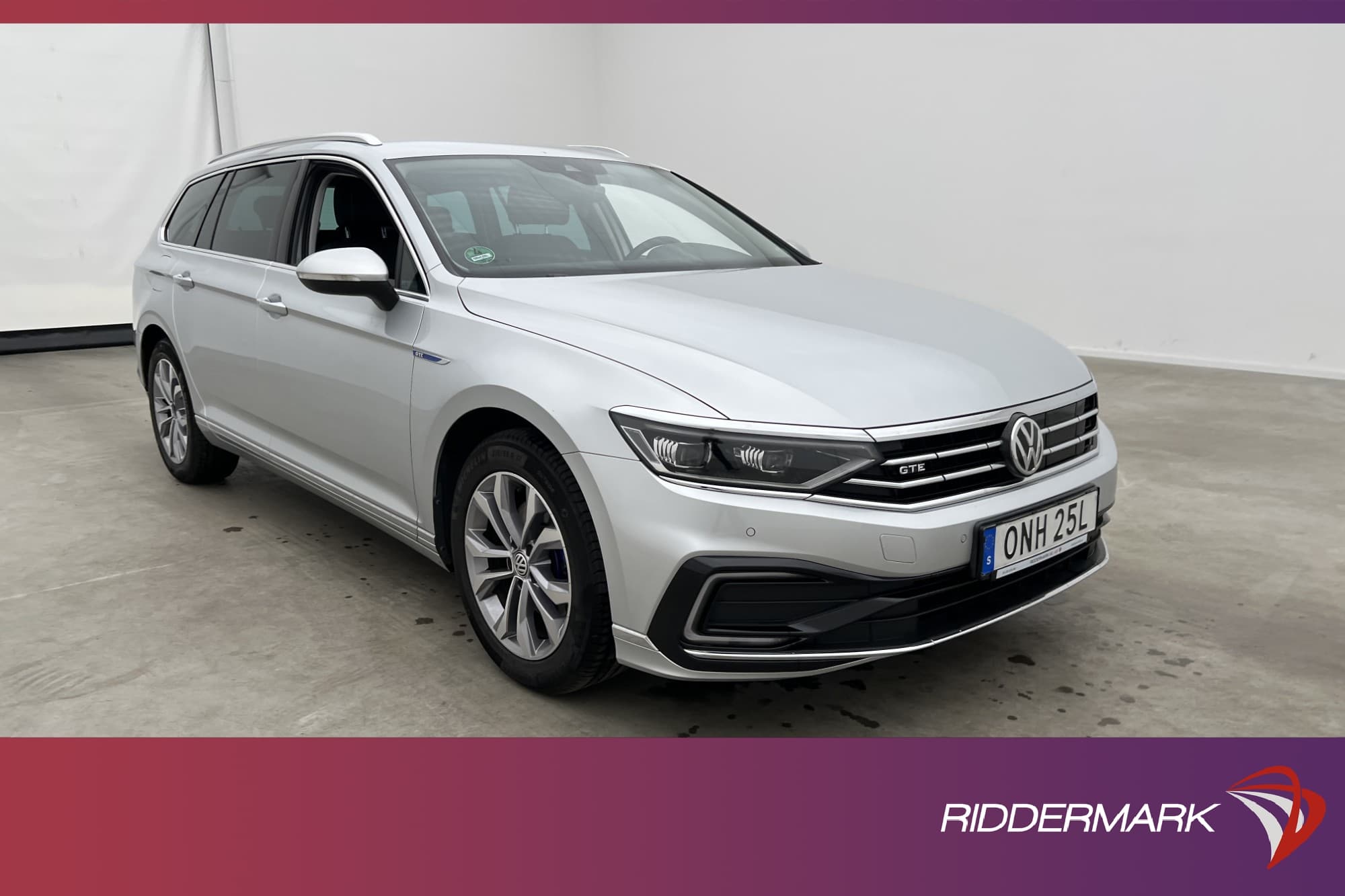 Volkswagen Passat GTE 218hk