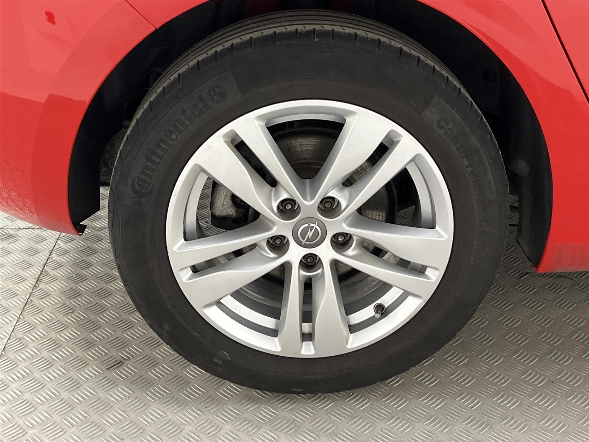 Opel Astra 1.0 105hk Sensorer Välservad Låg Skatt 0,45l/mil