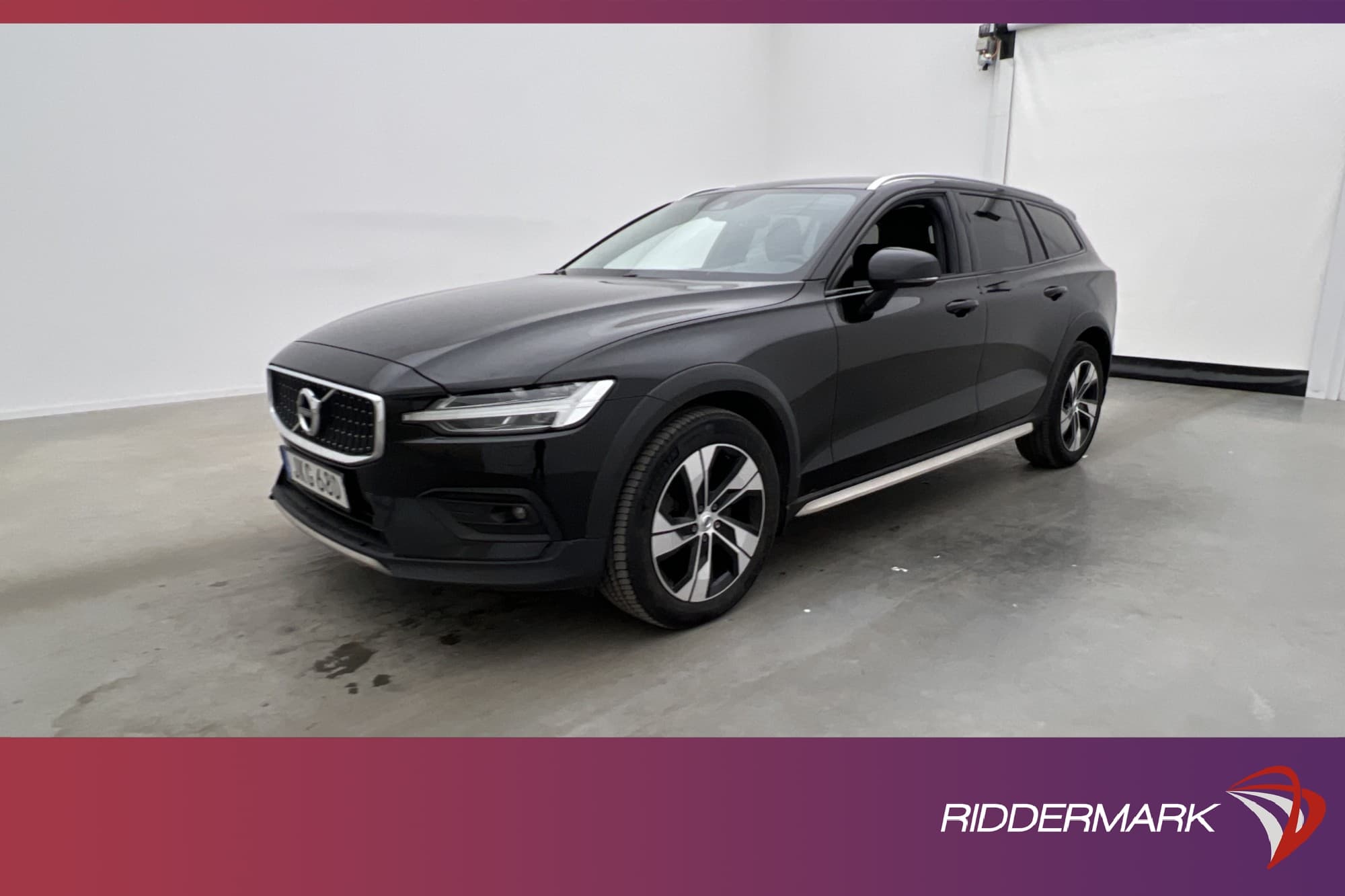 Volvo V60 Cross Country B4 AWD
