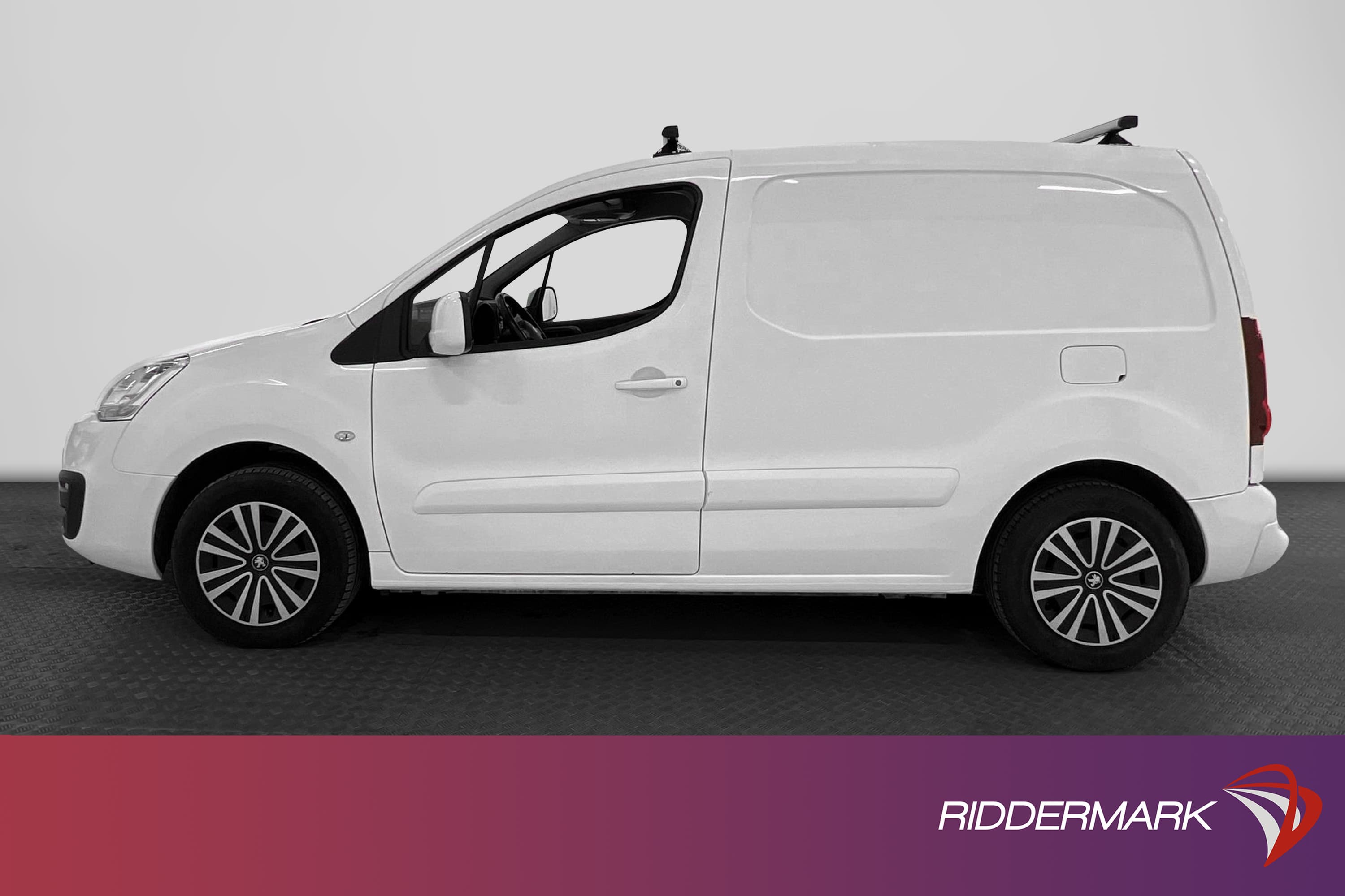 Peugeot Partner 1.6HDi Dragkrok PDC Ny-kamrem Nyservad