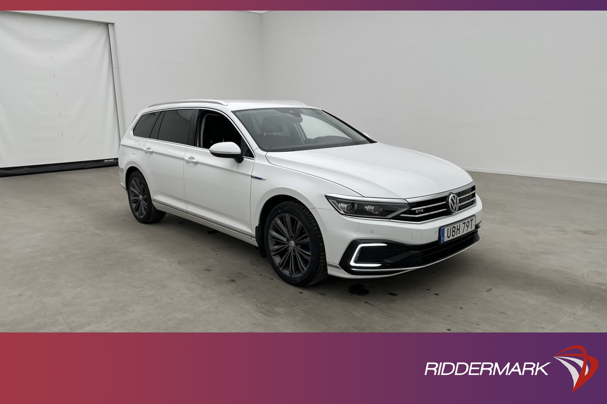 Volkswagen Passat GTE 218hk