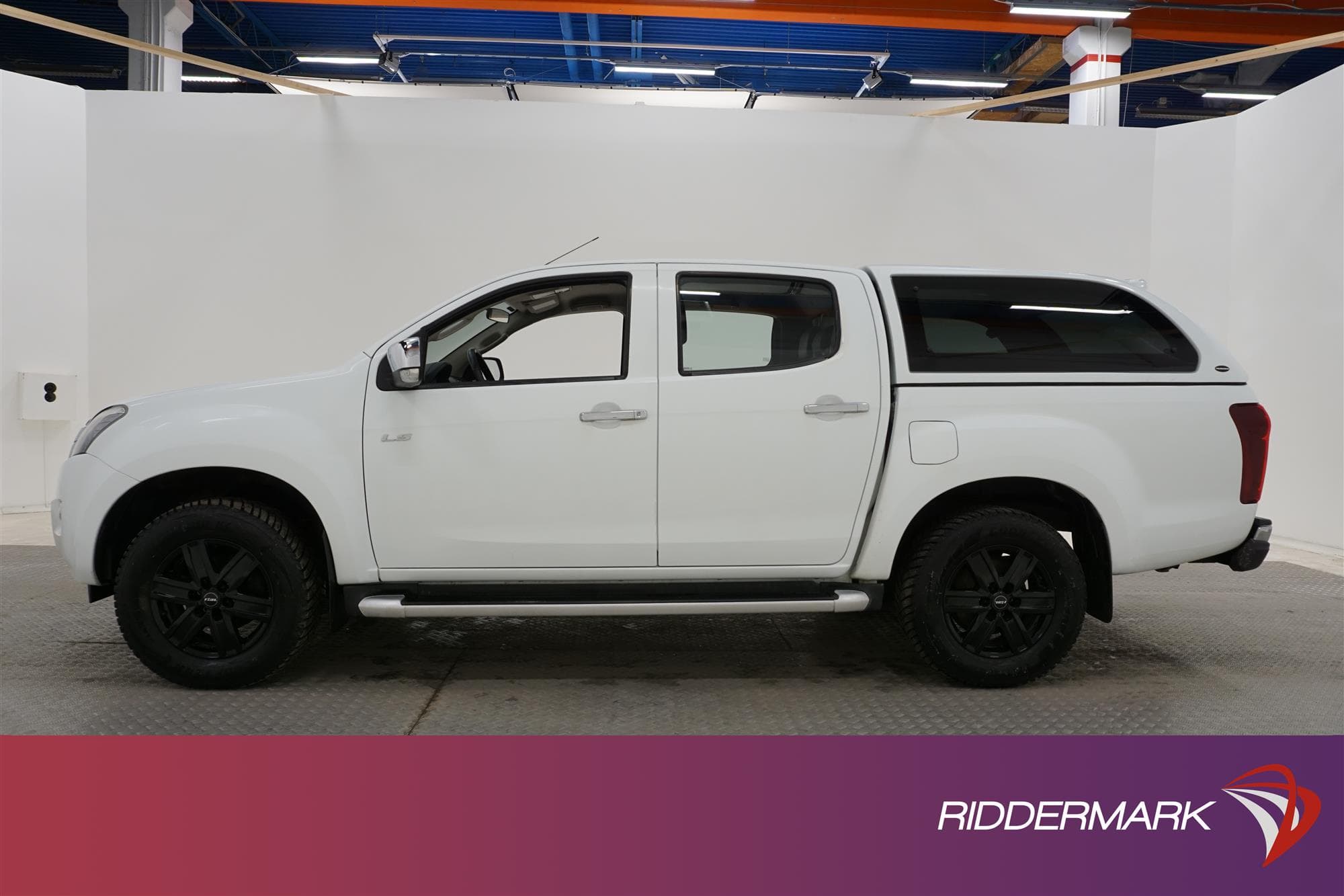 Isuzu D-Max 2.5 Automat 4WD Dragkrok Kåpa Moms