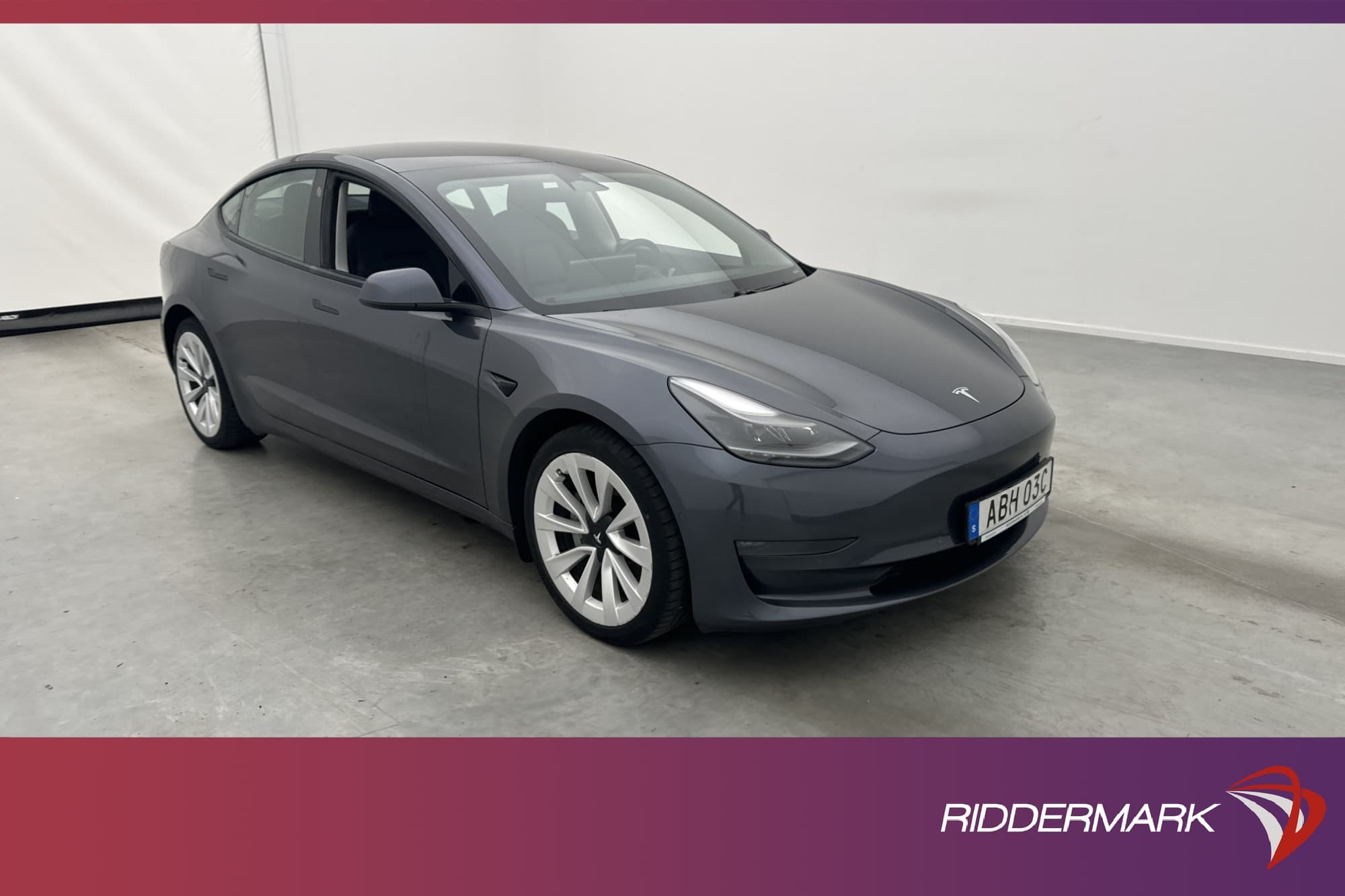 Tesla Model 3 Long Range AWD