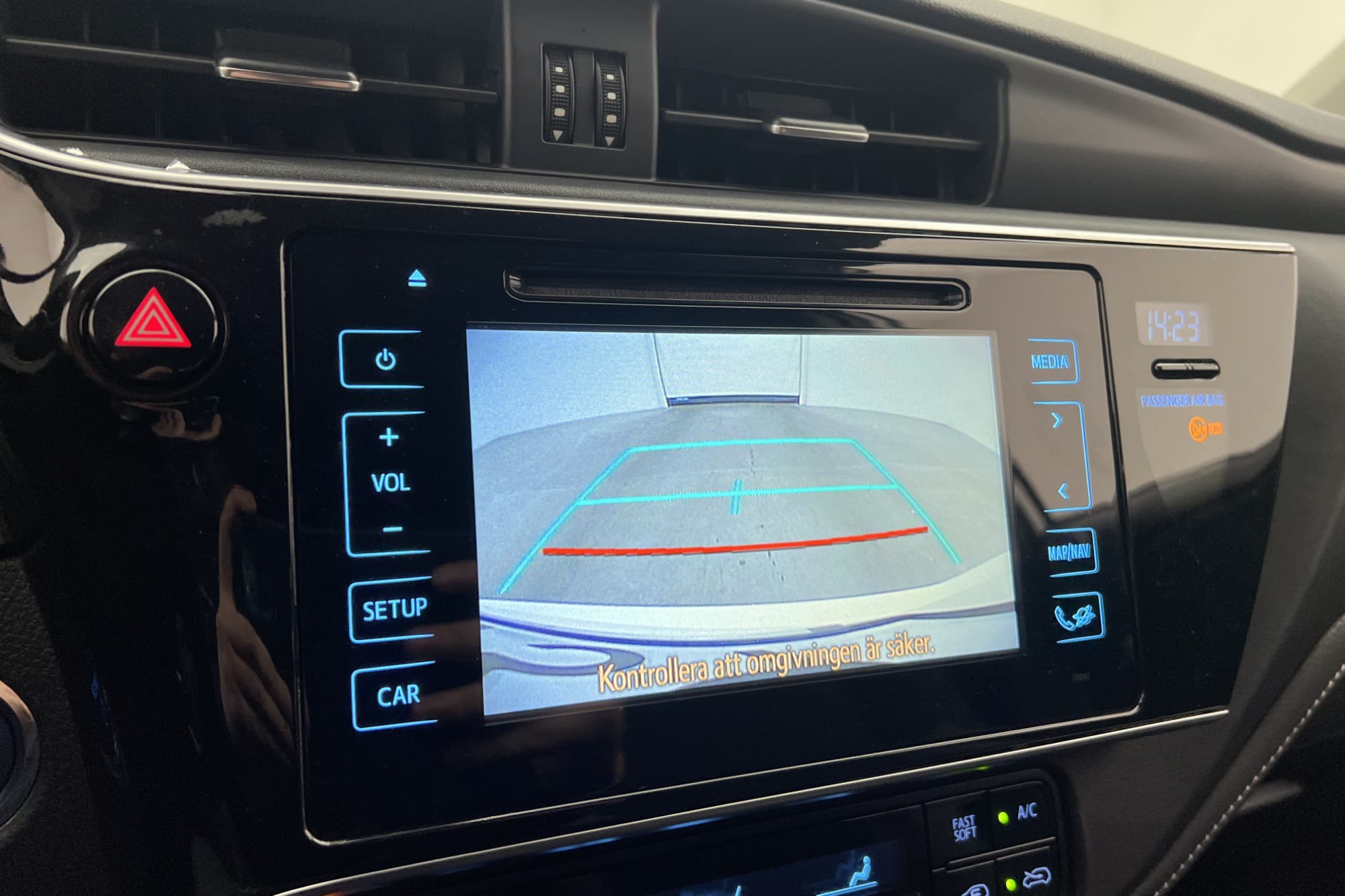 Toyota Auris Touring Sports Hybrid 136hk Active Kamera Navi
