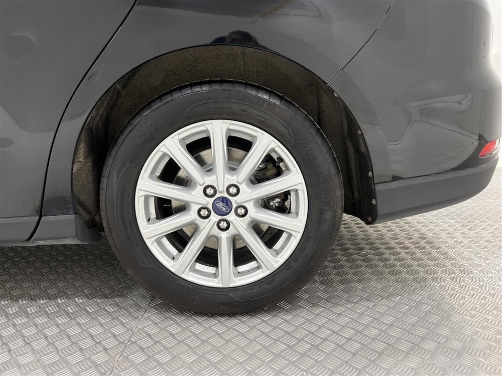Ford S-MAX 2.0 TDCi AWD 180hk 7-Sits Titanium D-värm Panointeriör