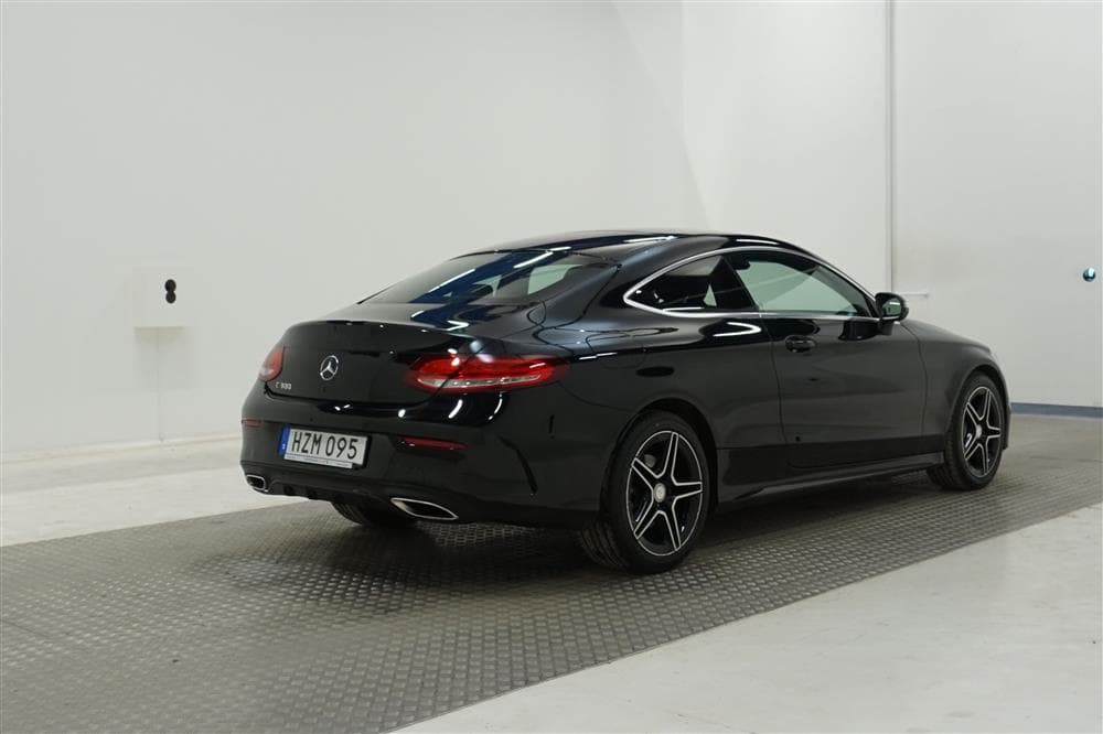 Mercedes C 300 Coupé 245hk AMG Pano B-kam Sportavg 0,63l/milexteriör