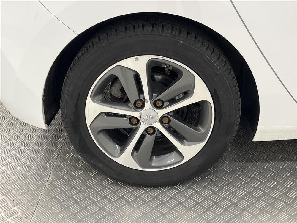 Hyundai i30 1.6 D 136hk Drag Rattvärme Nyservad 0.39l/milinteriör