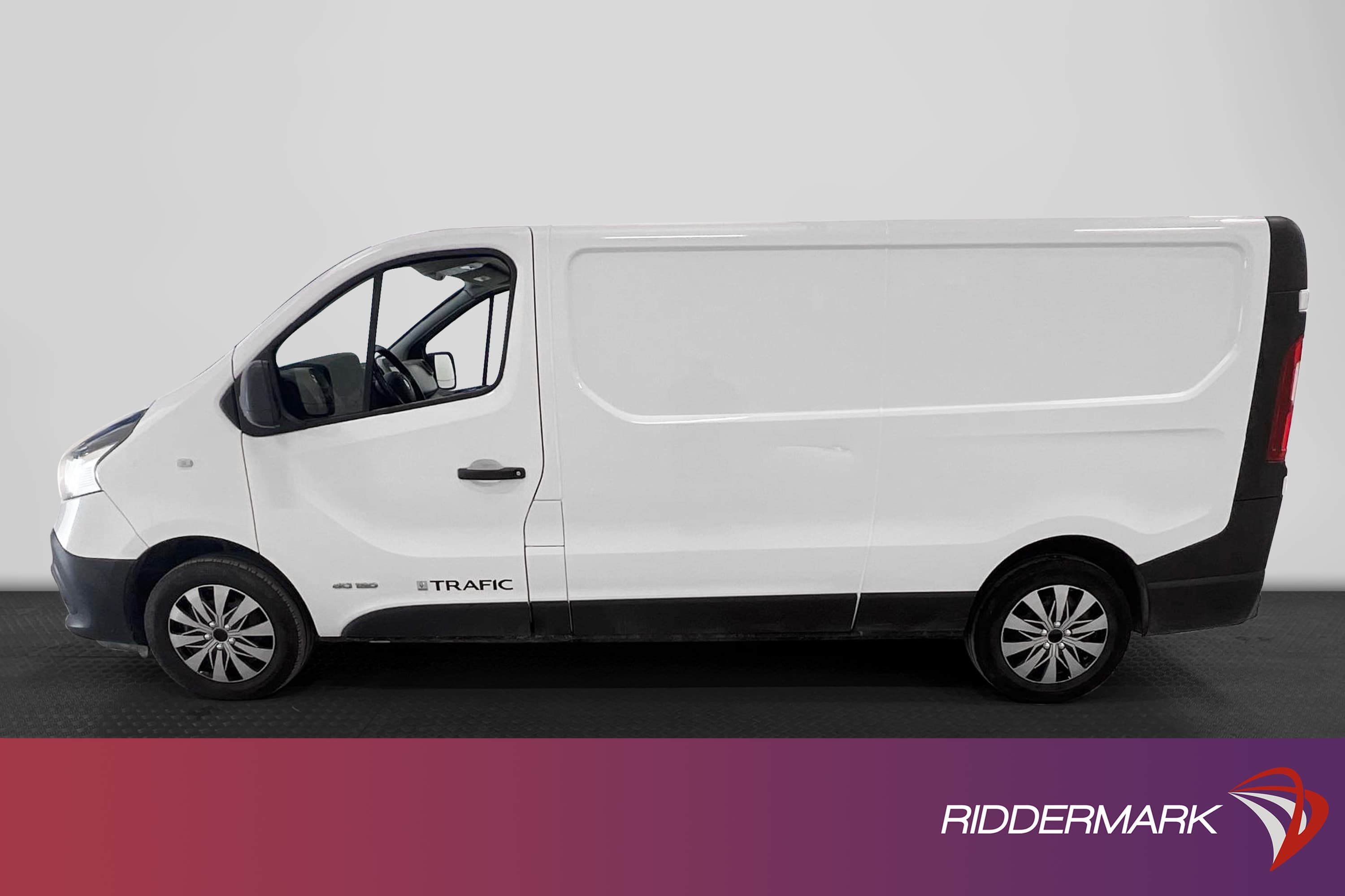 Renault Trafic L2 1.6dCi Värmare Dragkrok PDC Navi Moms
