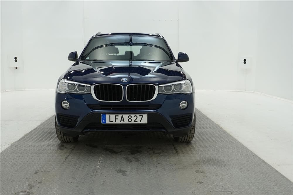 BMW X3 xDrive20d 190hk D-Värm Drag Halvskinn 0,52l/milexteriör