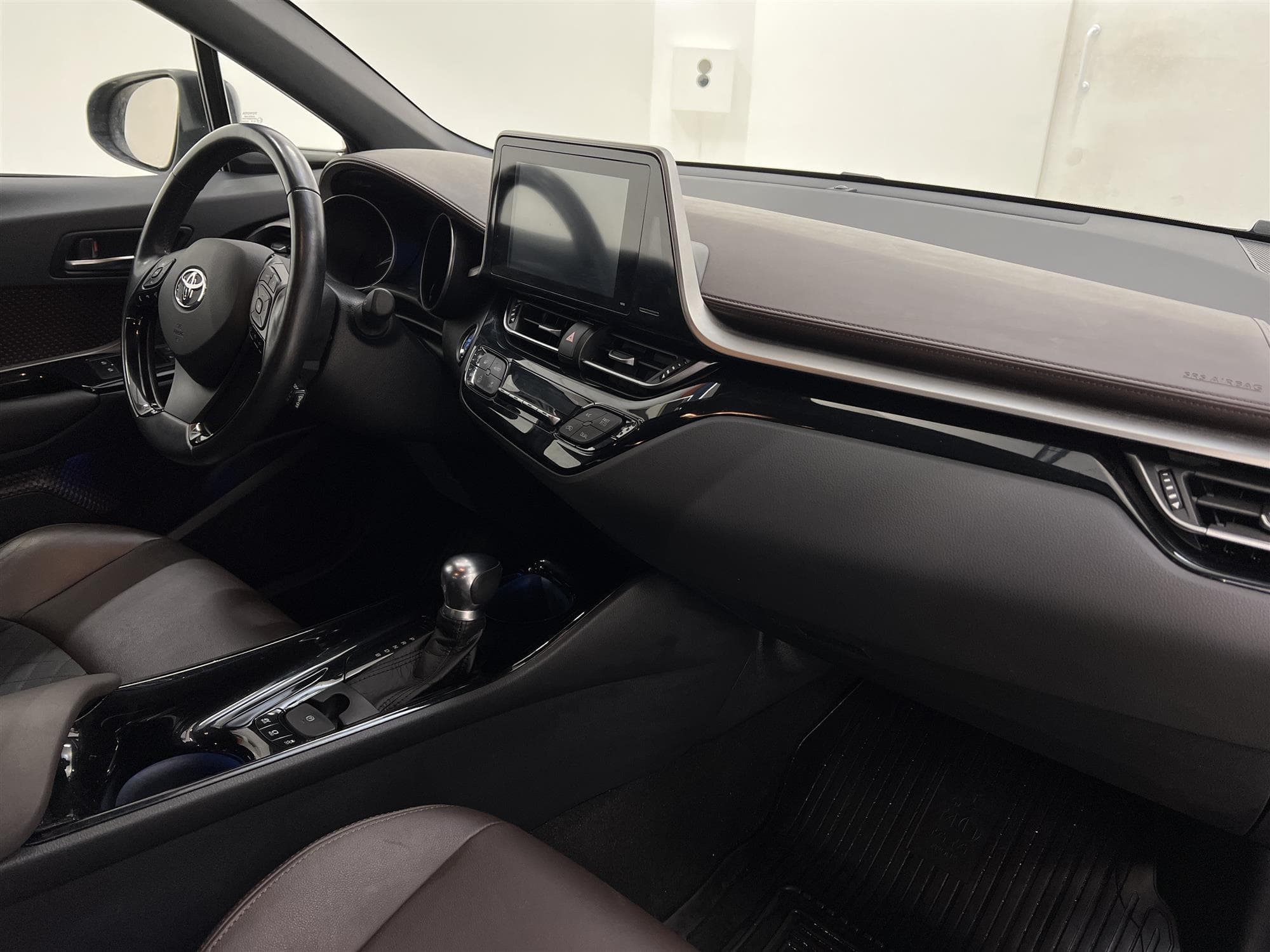 Toyota C-HR Hybrid CVT 122hk Executive Teknikpkt 0,41L/mil
