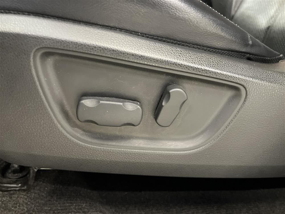 Fiat Fullback 2.4 Automat 181hk Hundkåpa Värmare Moms interiör
