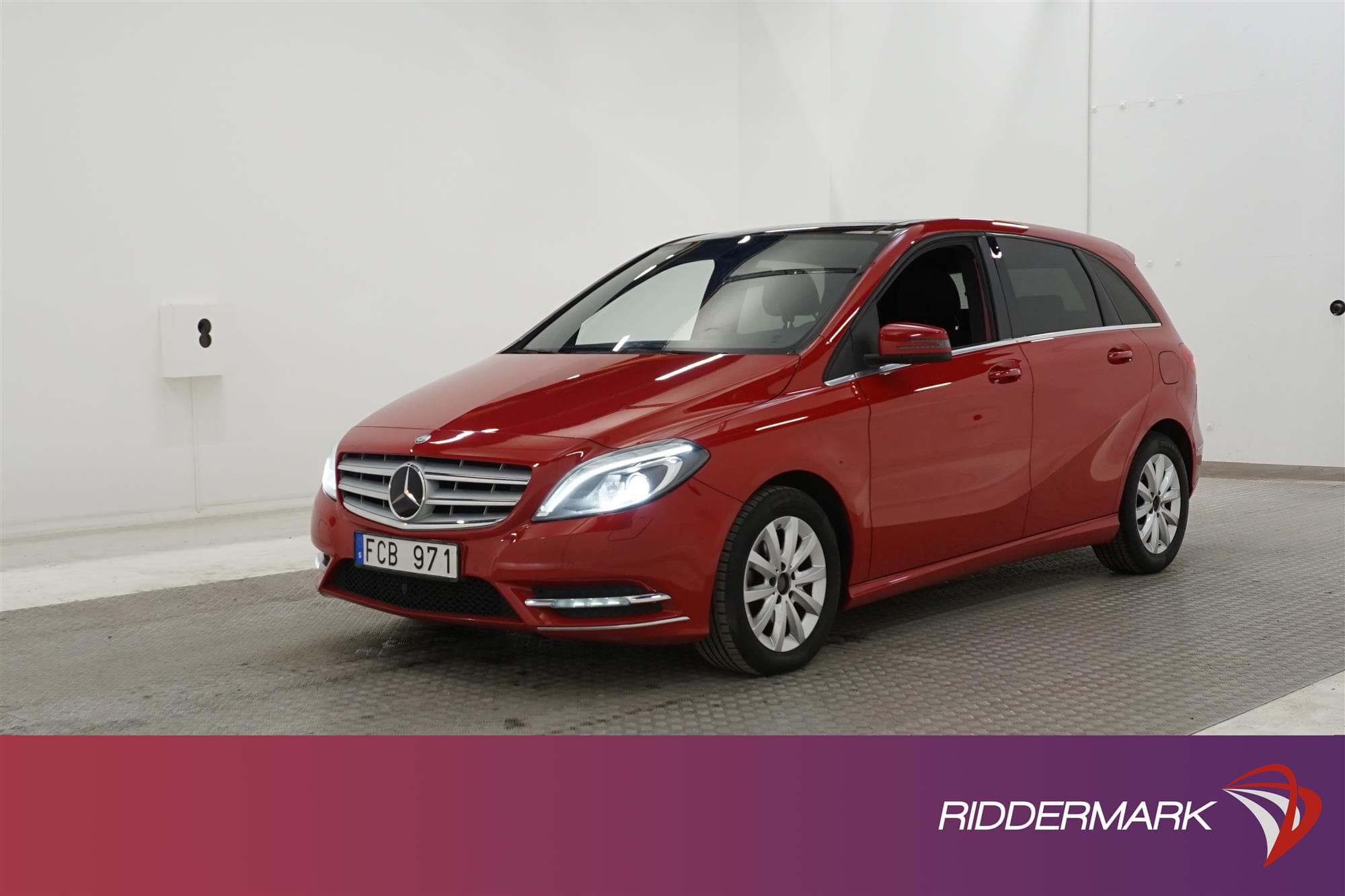 Mercedes-Benz B 180 7G DCT
