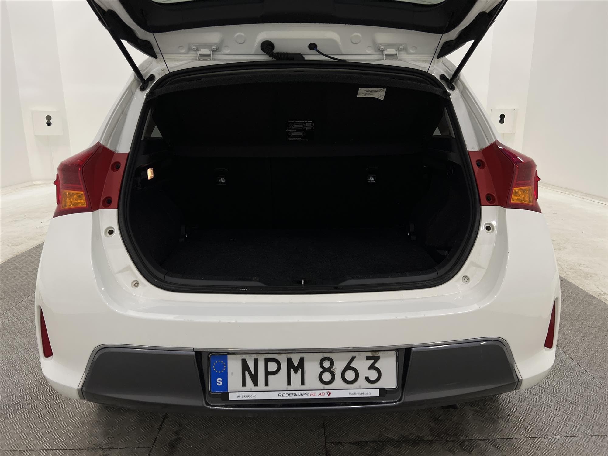 Toyota Auris Hybrid 136hk  M&K-Värmare B-Kamera Nyservad