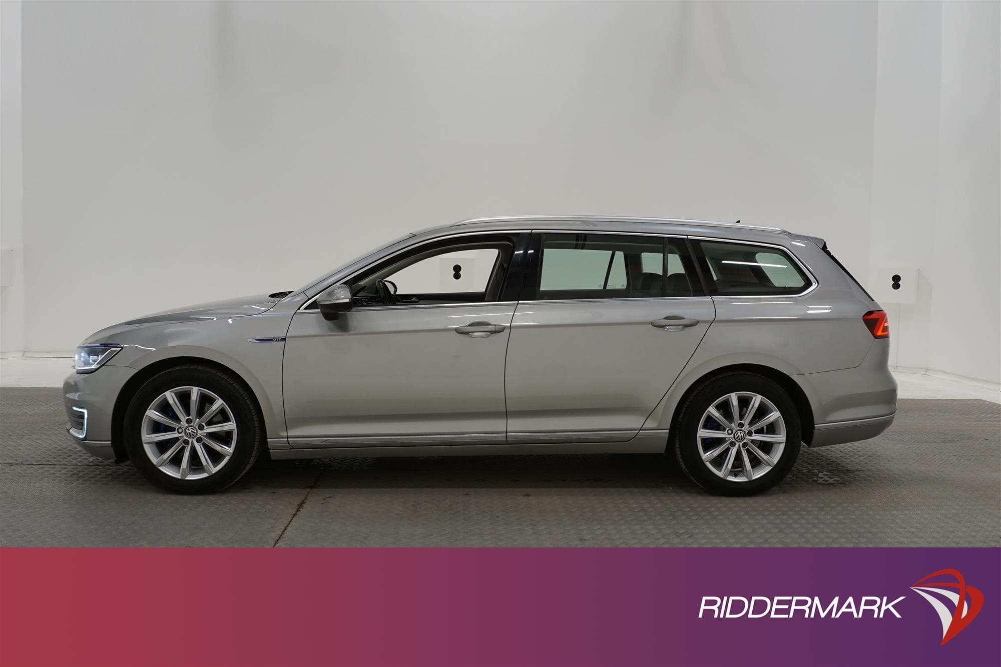Volkswagen Passat GTE 218 hk