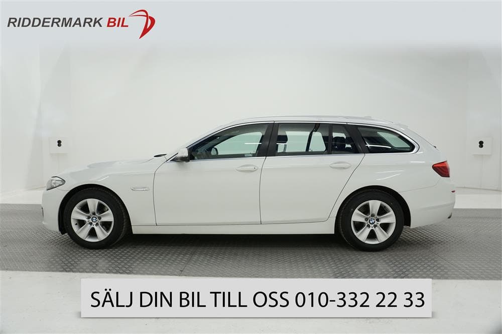 BMW 520d xDrive 184hk Cockpit
