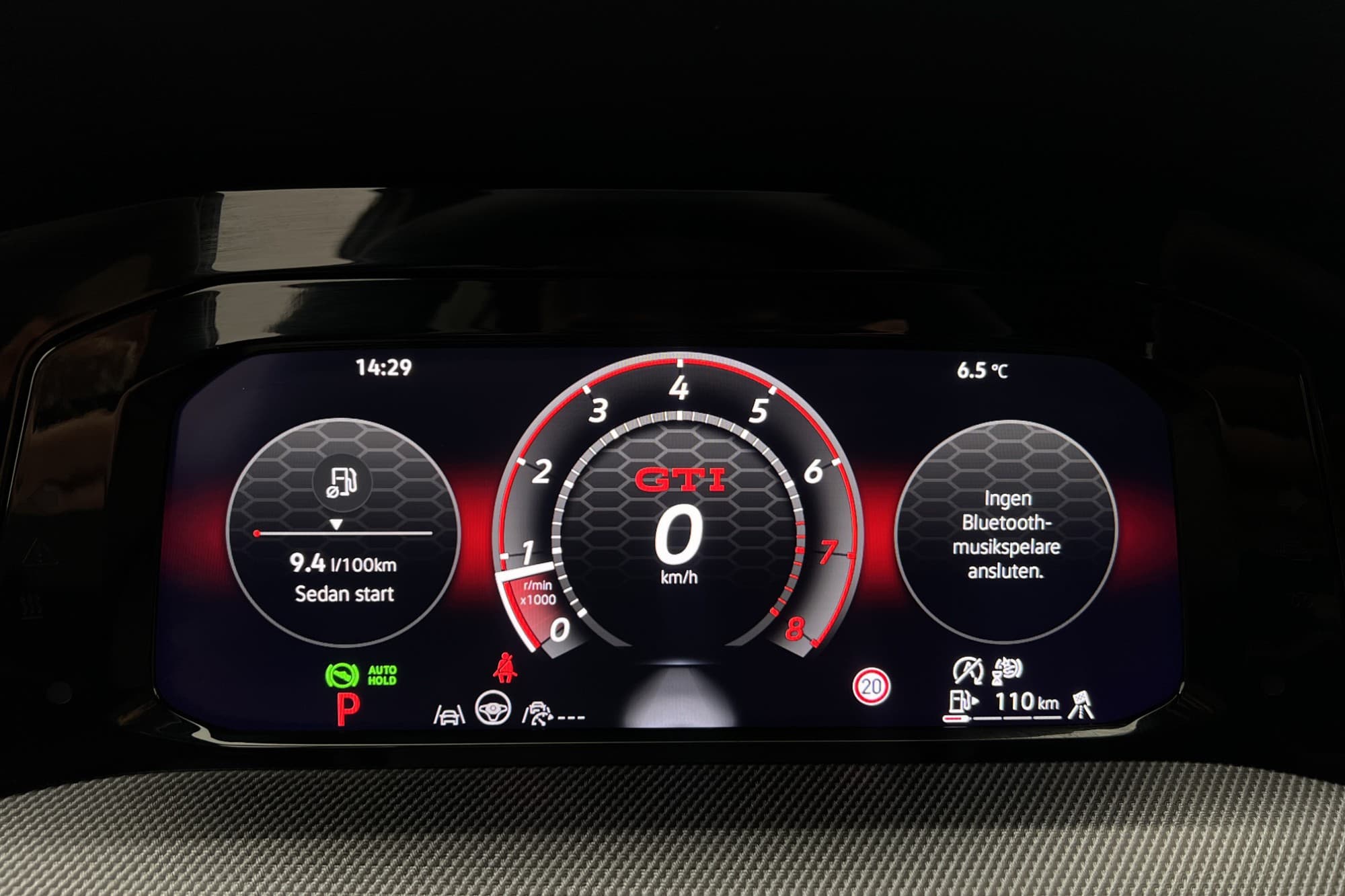 Volkswagen Golf GTI 265hk Cockpit Kamera Ambient CarPlay