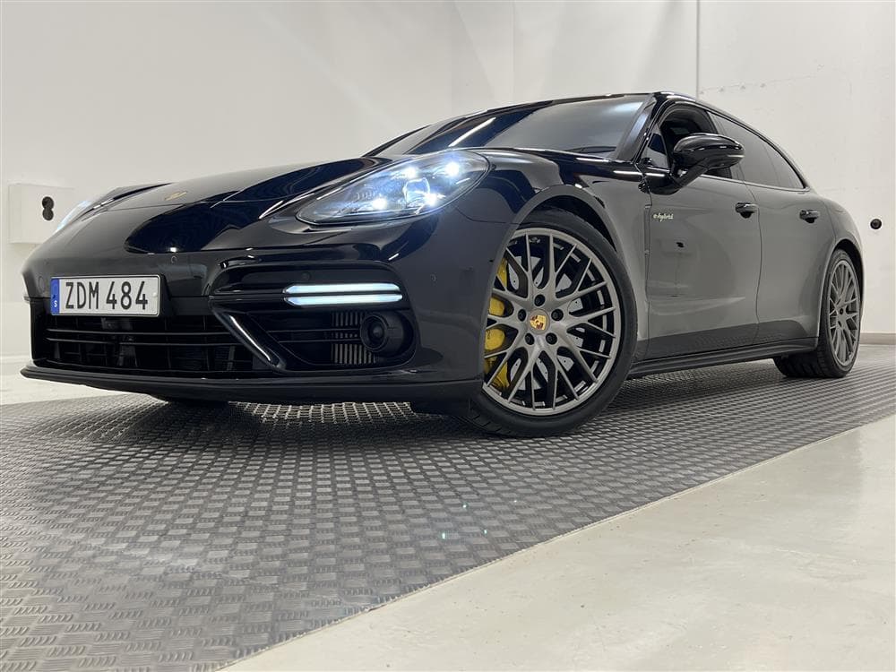 Porsche Panamera Turbo S E-Hybrid 680hk Kolfiber Pano Burmes