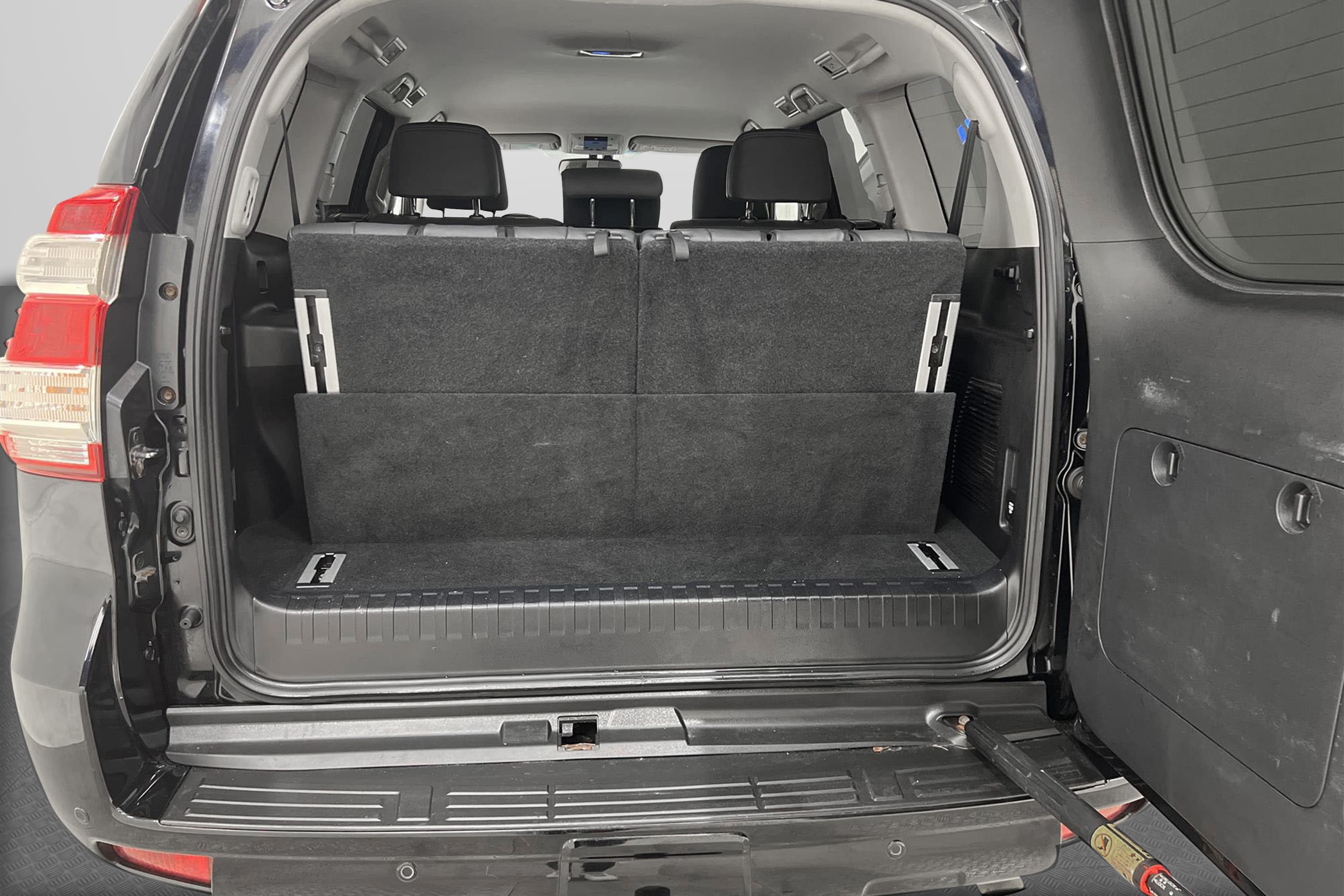 Toyota Land Cruiser Prado 4WD 190hk 7 Sits B-Kam Skinn