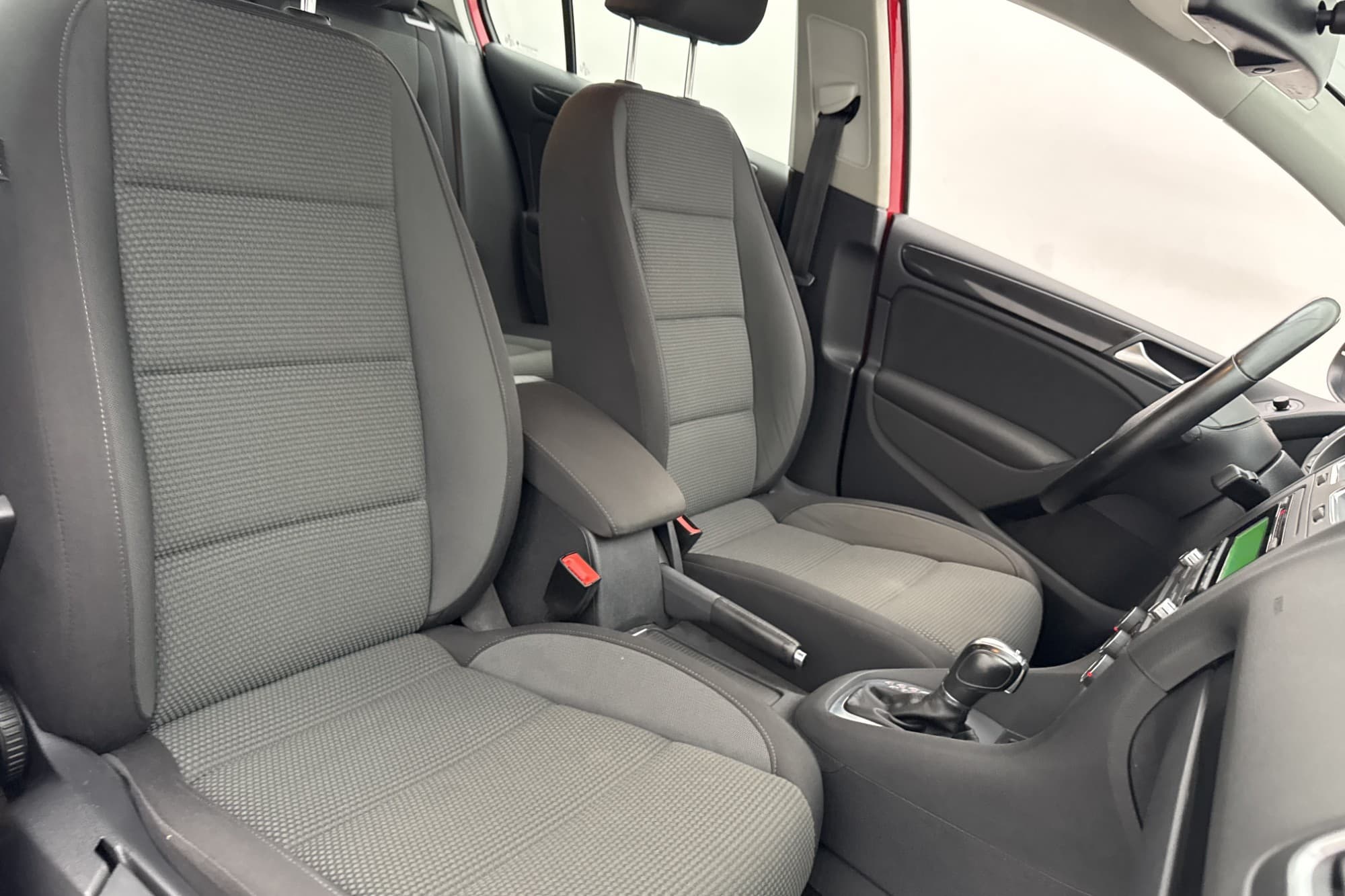 Volkswagen Golf 1.6 TDI 105hk Farthållare D-Värm 0.42 l/mil