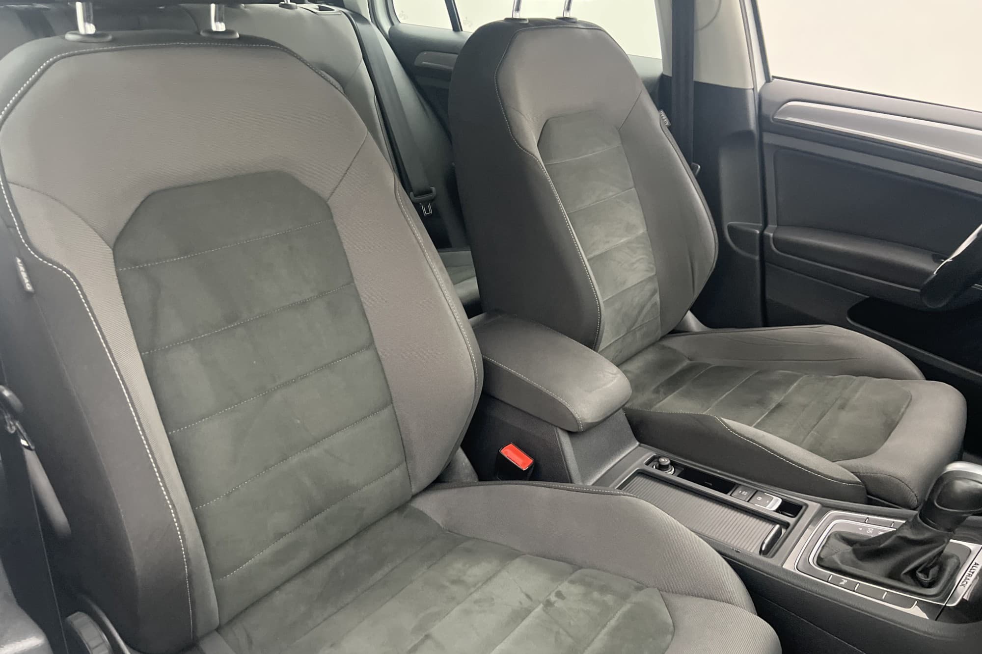 Volkswagen Golf Alltrack 4M 184hk MOMS Värmare Drag Kamera