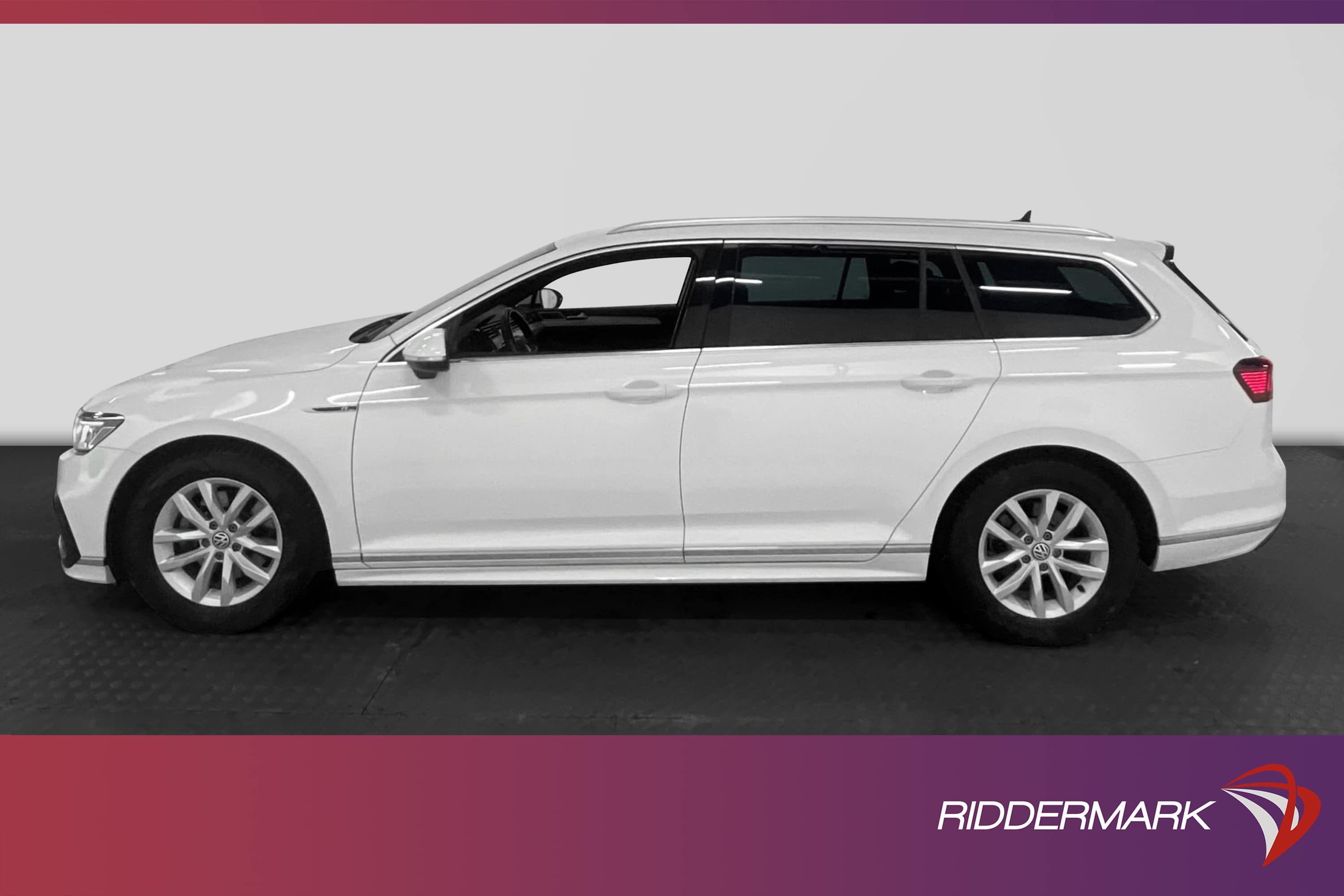 Volkswagen Passat 4M R-Line D-värm Cockpit B-kamera Navi