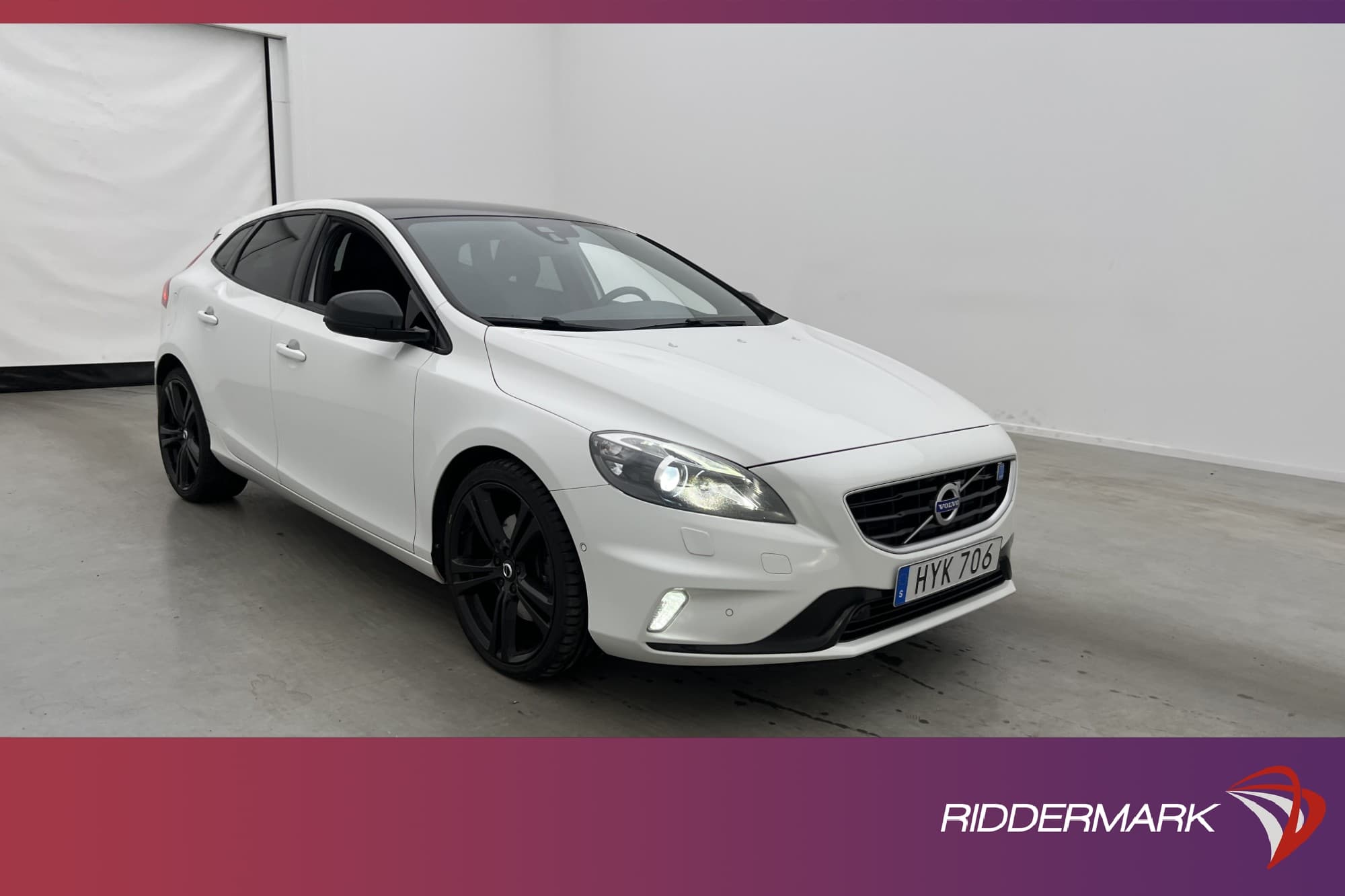 Volvo V40 T5