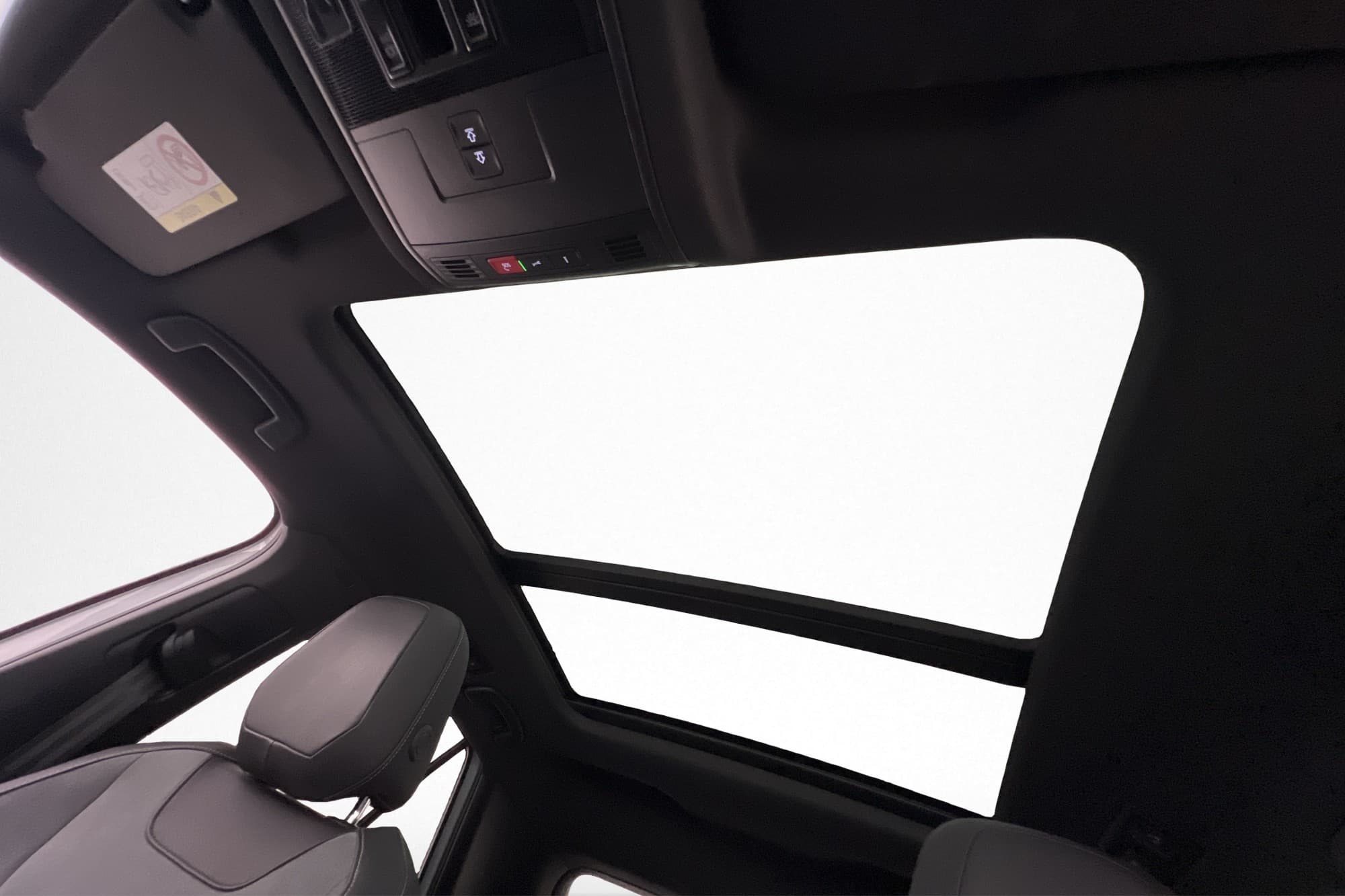 Volkswagen T-Roc R 4M 300hk Cockpit Pano Beats Kamera Drag