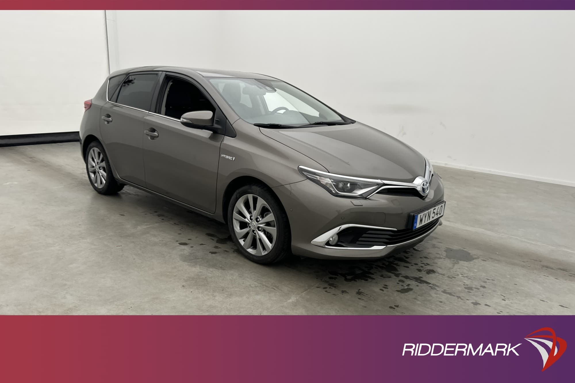 Toyota Auris Hybrid