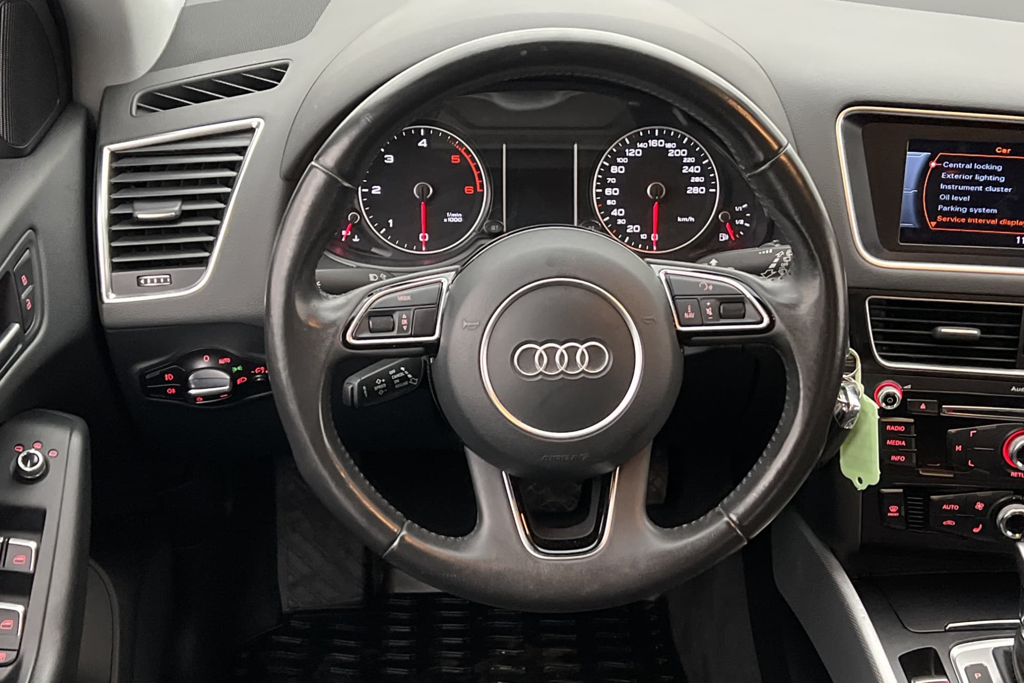 Audi Q5 TDI Quattro 177hk Sport Edition P-Sensorer Dragkrok