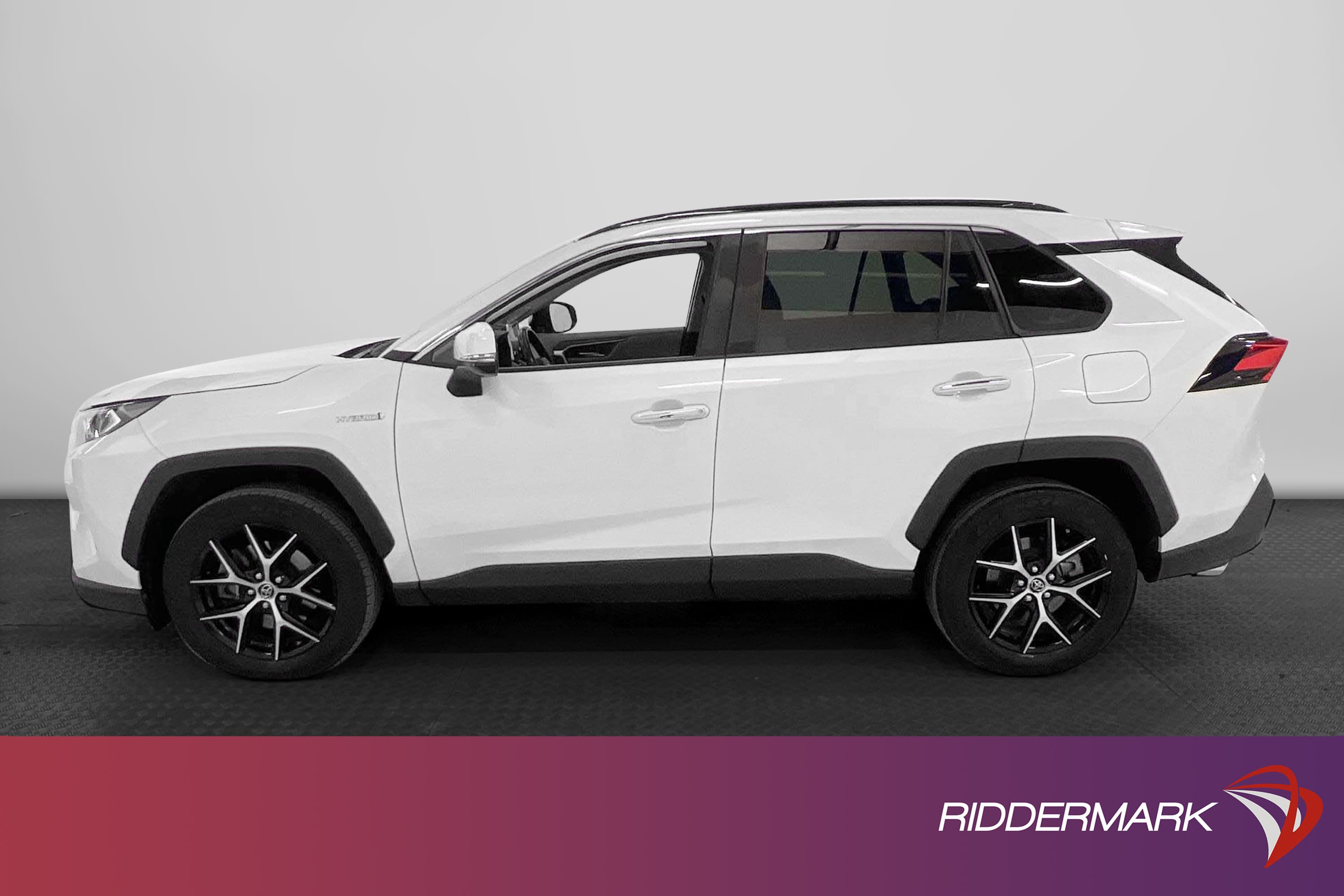 Toyota RAV4 Hybrid AWD CVT 222hk
