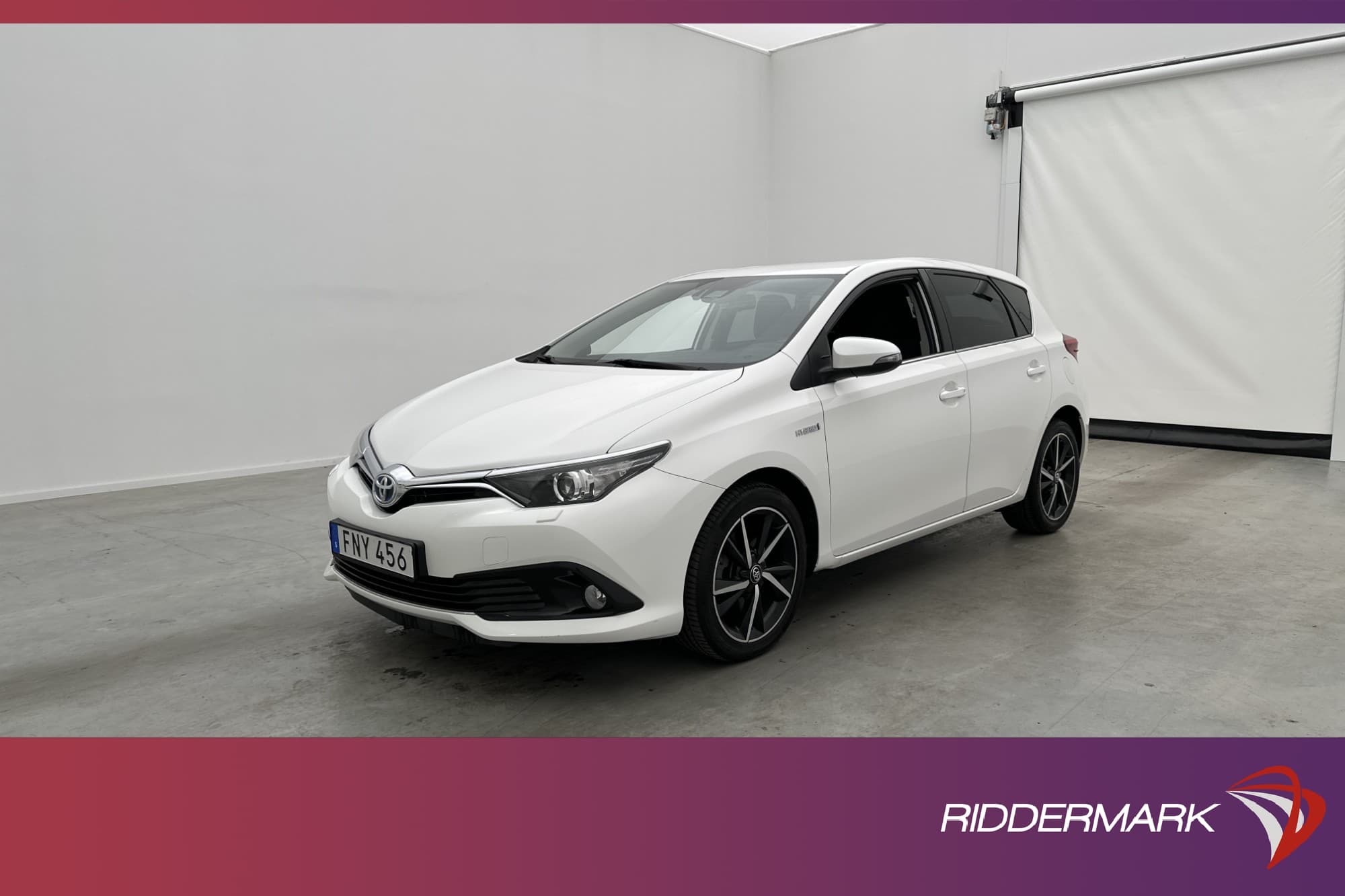 Toyota Auris Hybrid 136hk