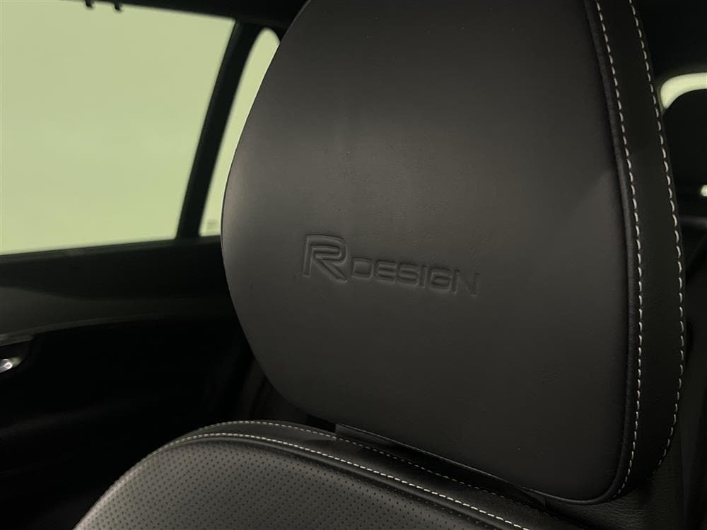 Volvo XC90 B5 AWD R-Design 7-sits D-värm GPS VOC 0,56l/mil