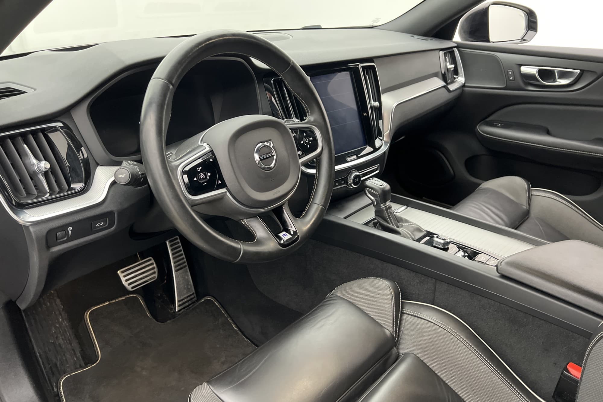 Volvo S60 T5 Polestar R-Design VOC H/K Värmare HUD 360° BLIS
