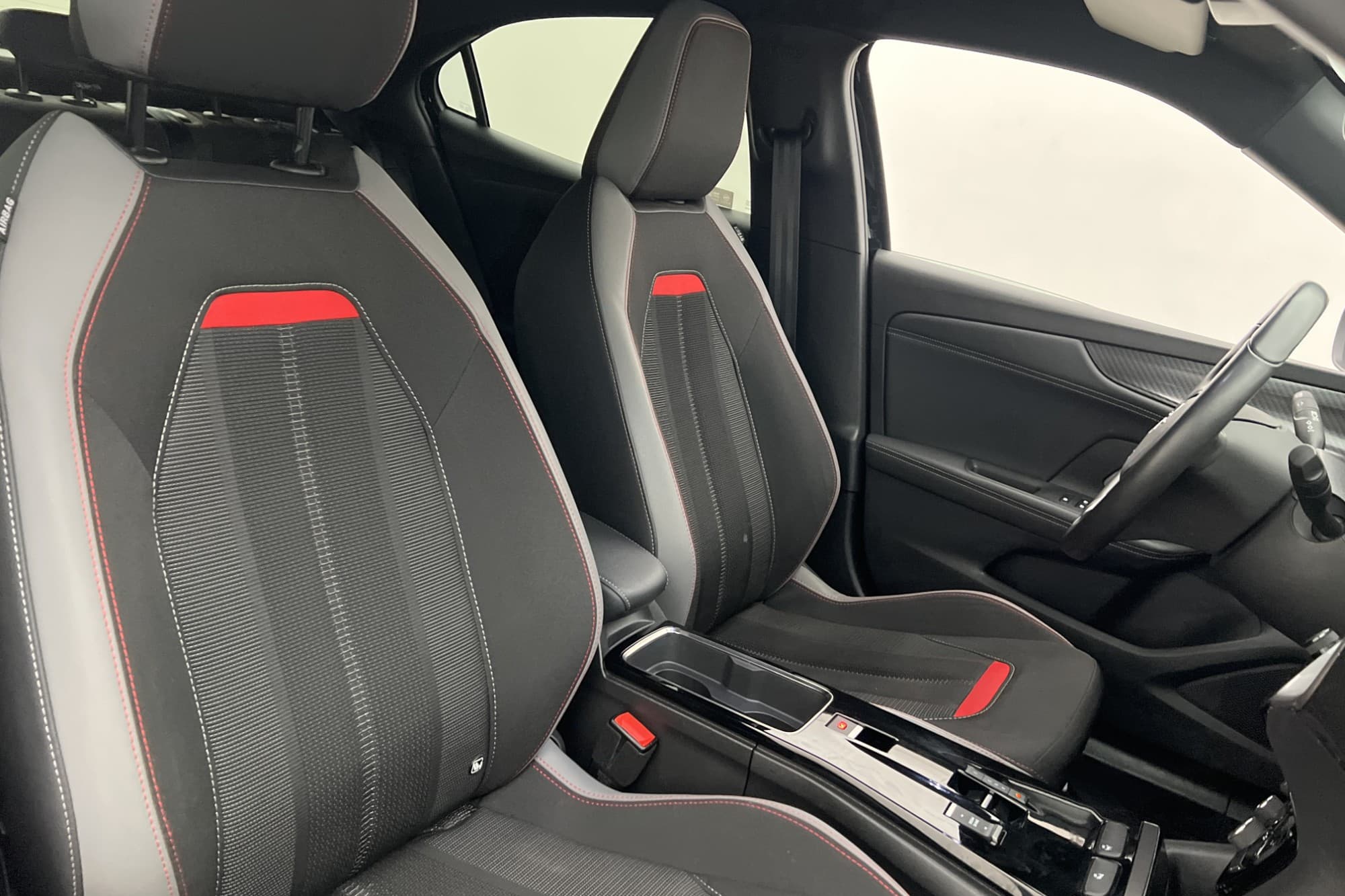 Opel Mokka-e 136hk CarPlay Backkamera Rattvärme MOMS